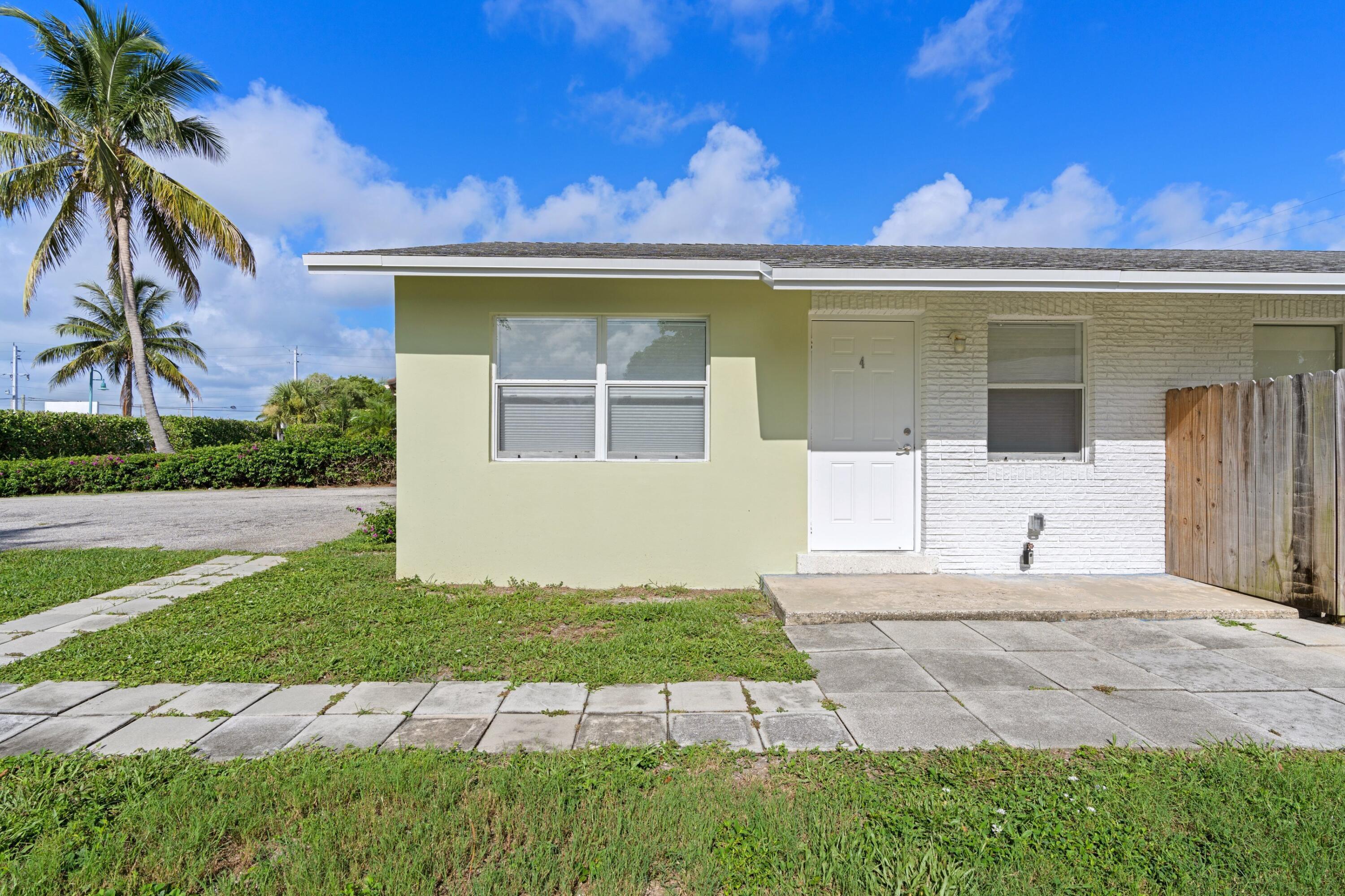BOYNTON PLACE - Residential Lease