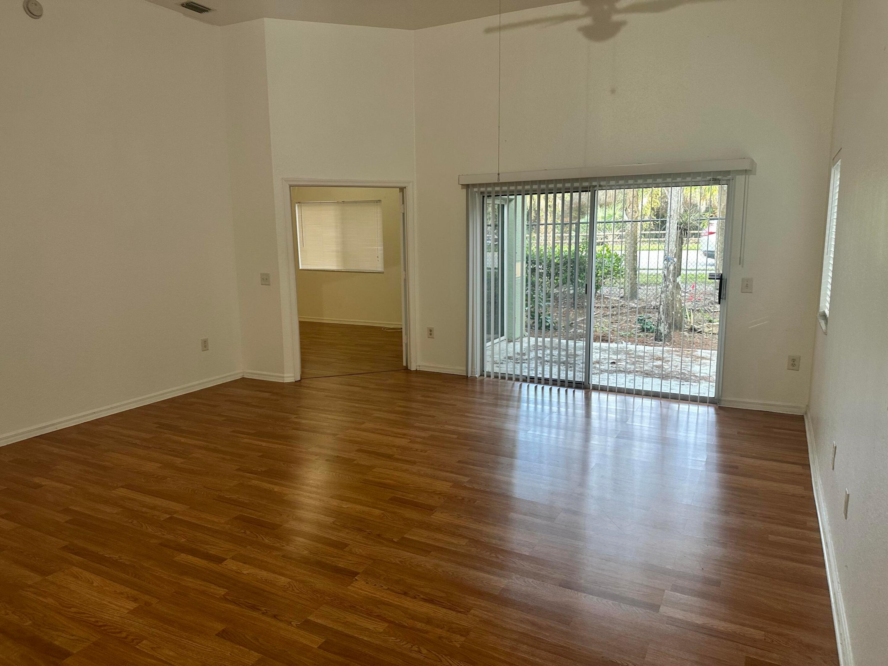 KENSINGTON OF ROYAL PALM BEACH CONDOI - Residential Lease