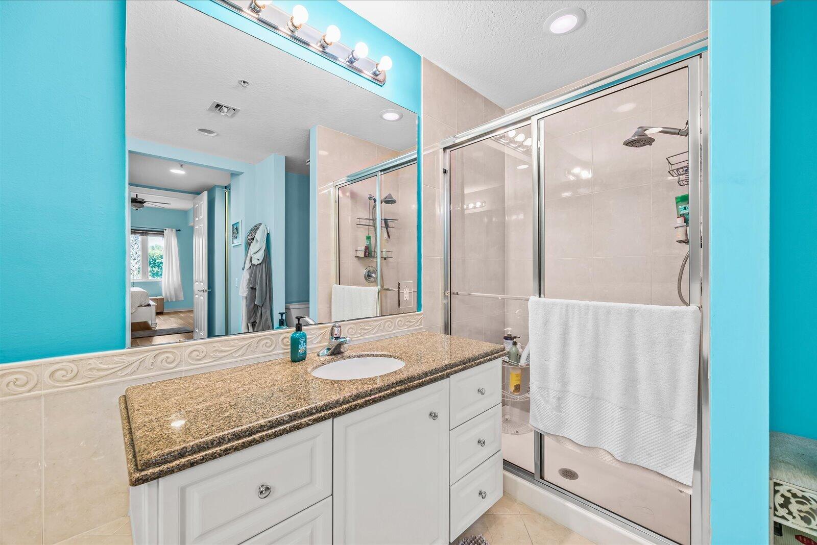 HARBOUR ISLE AT HUTCHINSON ISLAND WEST - Residential