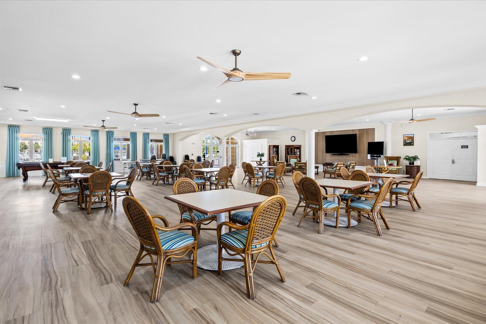 HARBOUR ISLE AT HUTCHINSON ISLAND WEST - Residential