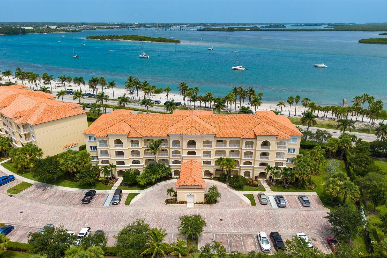 HARBOUR ISLE AT HUTCHINSON ISLAND WEST - Residential