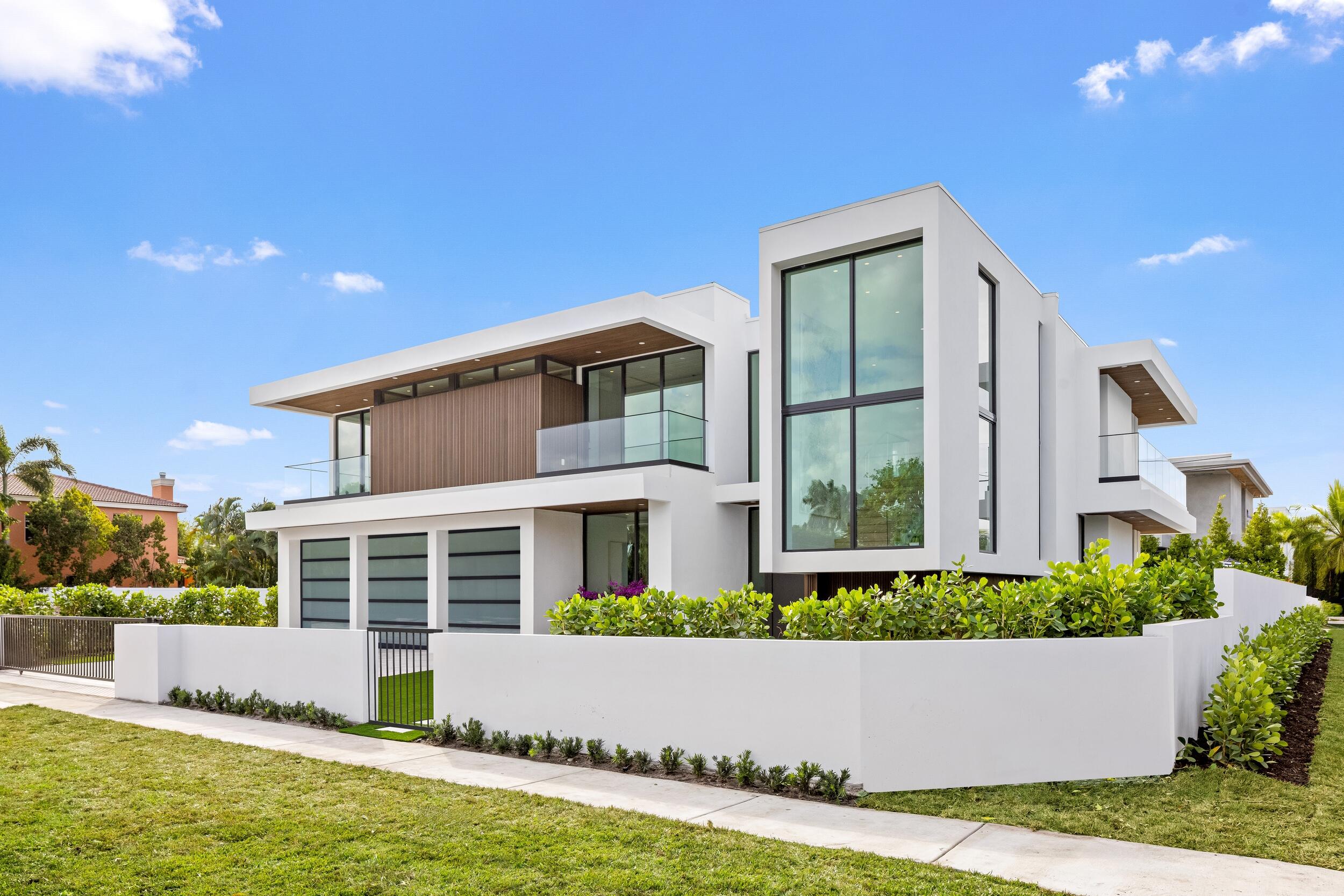 BOCA VILLAS - Residential