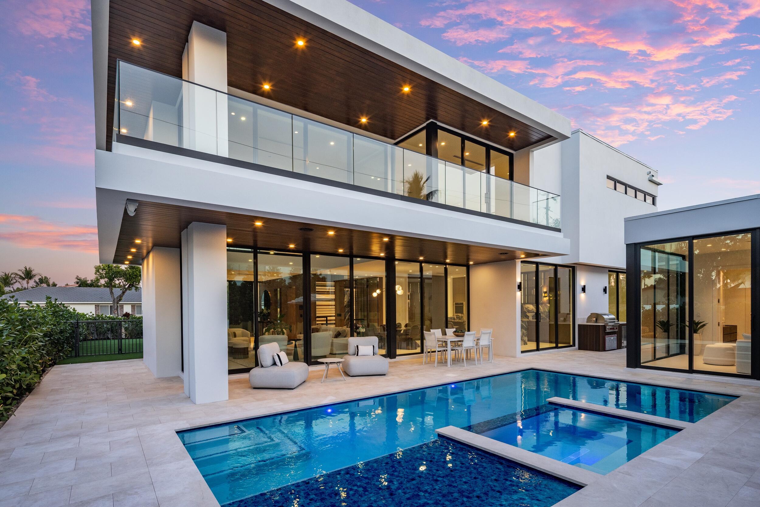 BOCA VILLAS - Residential