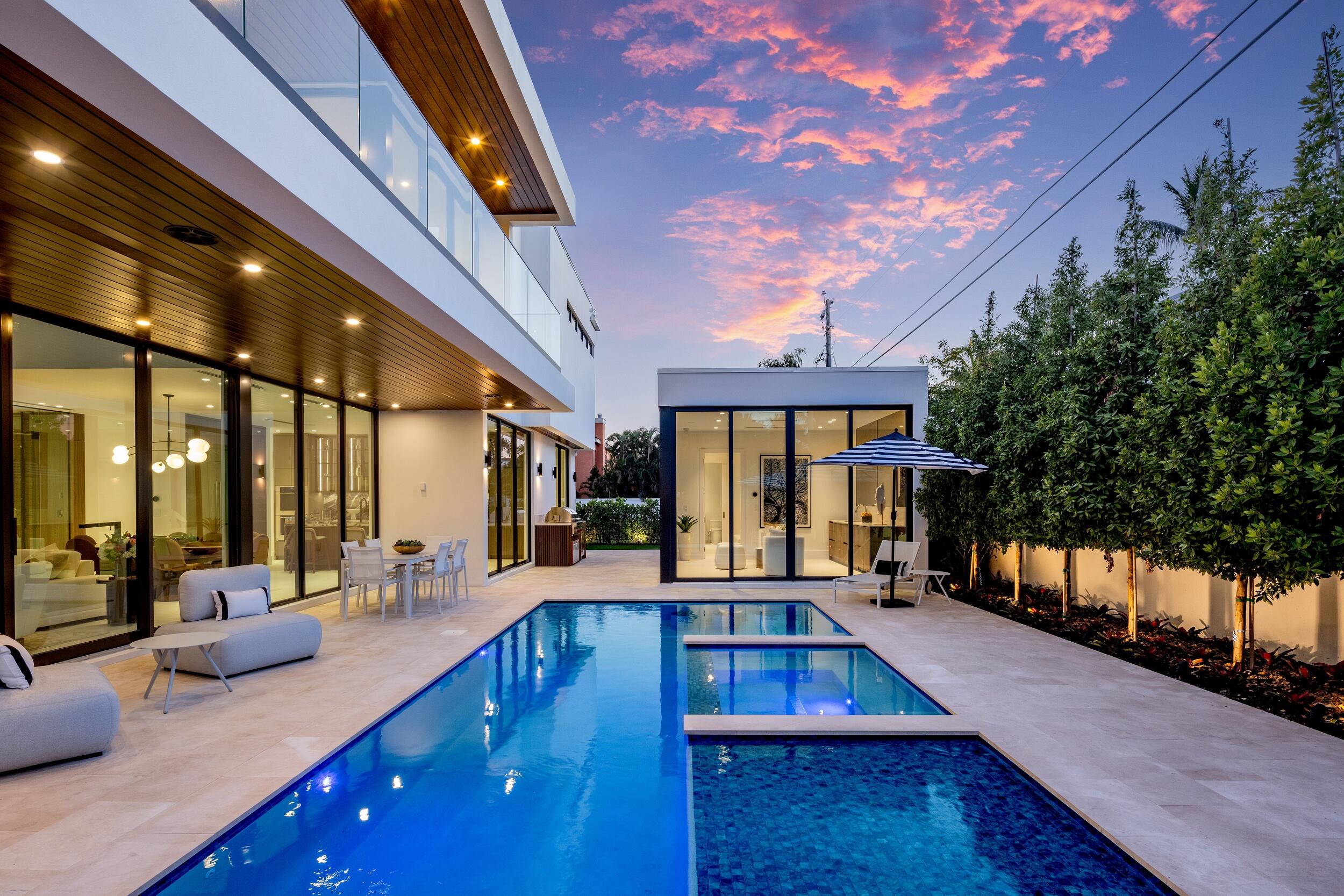 BOCA VILLAS - Residential