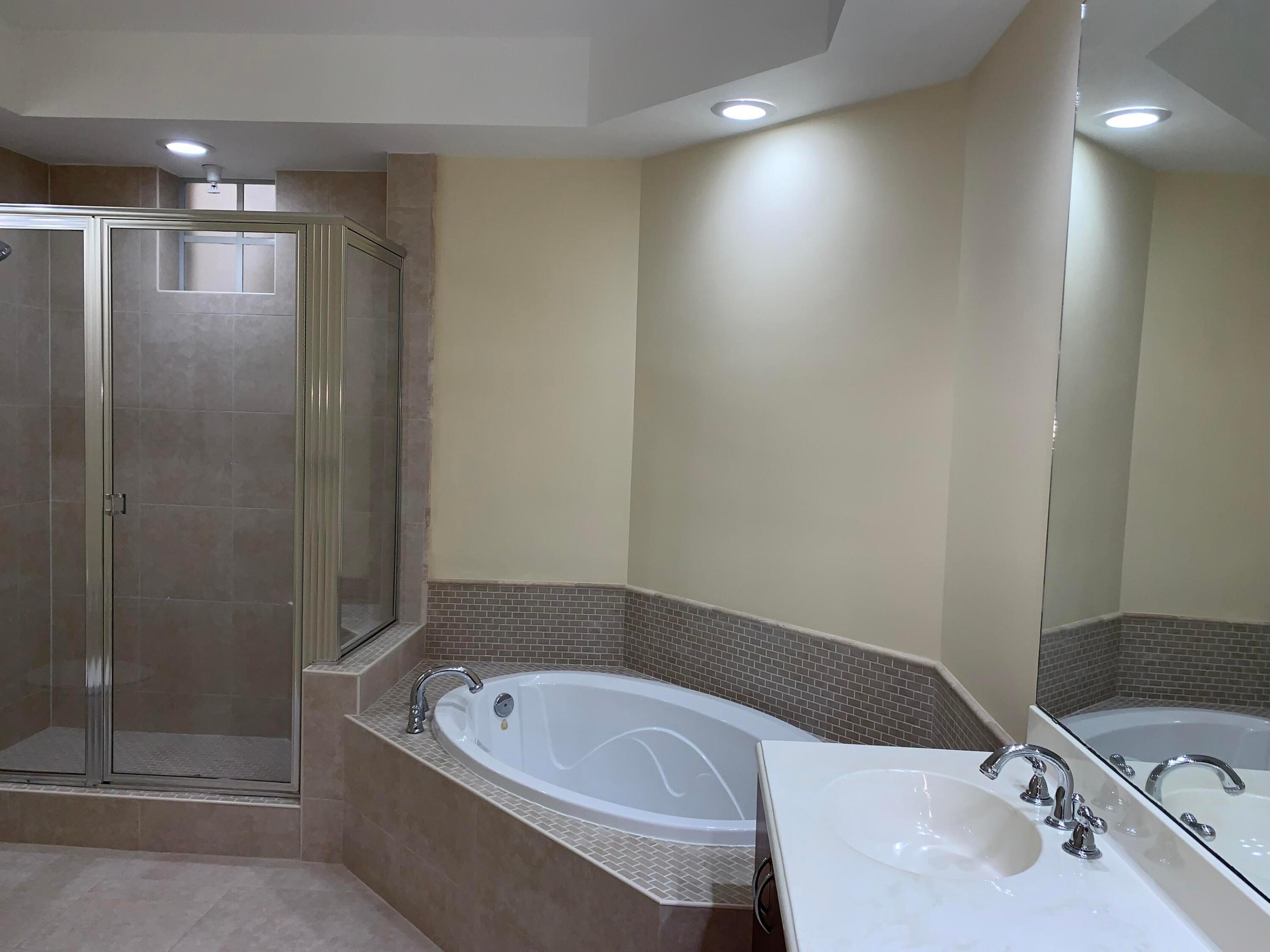 VILLA CASTILLE CONDO - Residential Lease