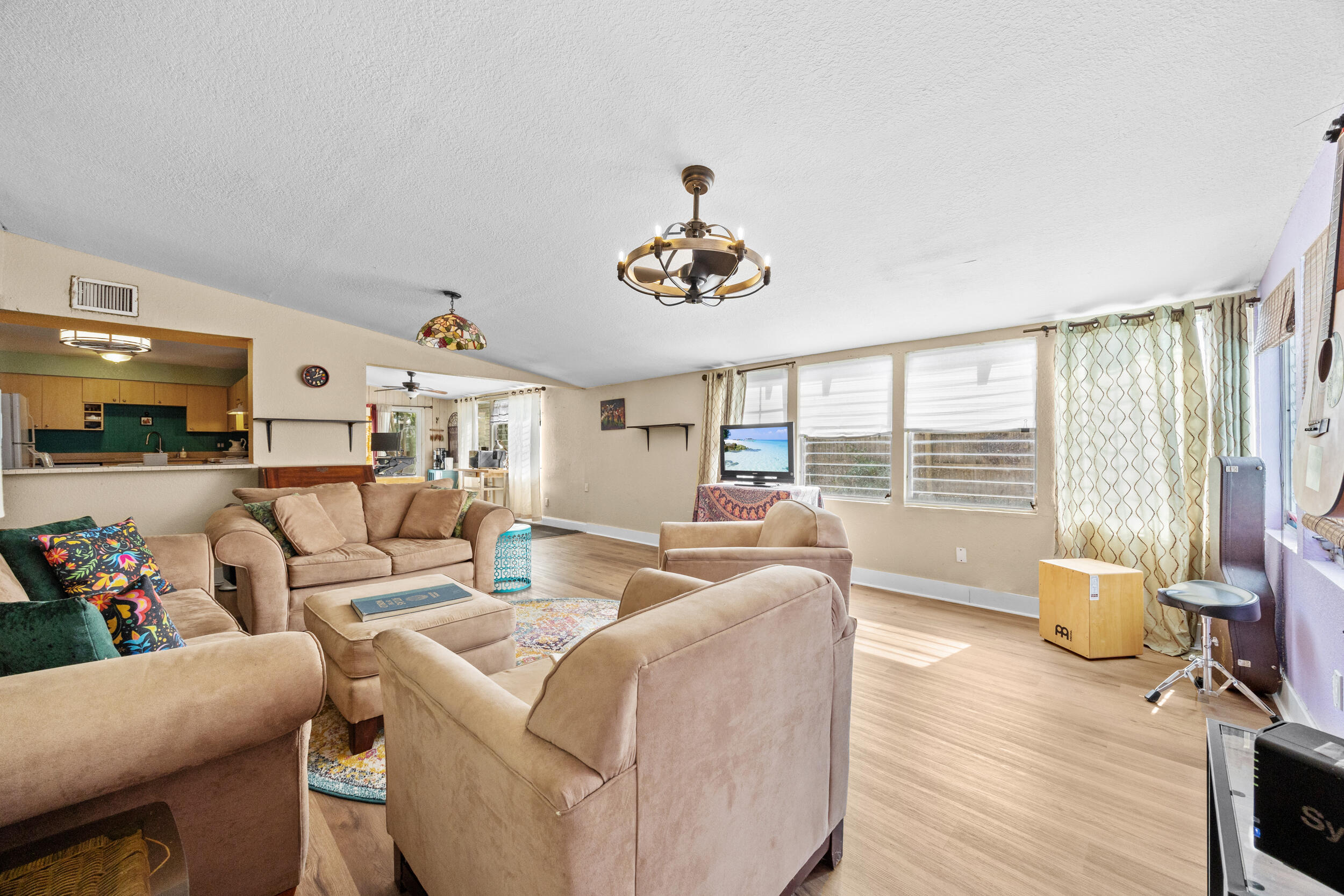 MANGO HEIGHTS - Residential