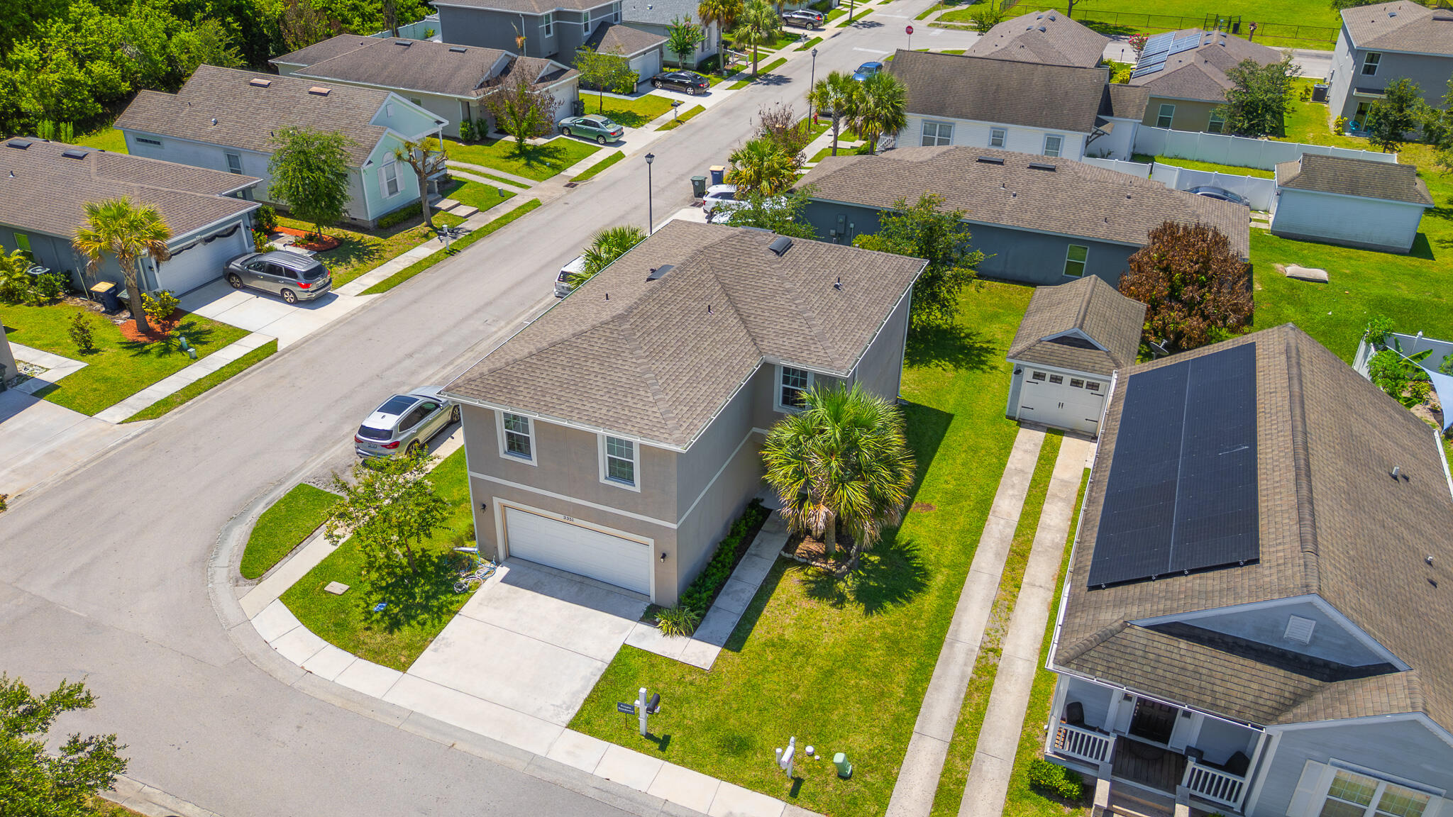 MAGNOLIA SQUARE - Residential