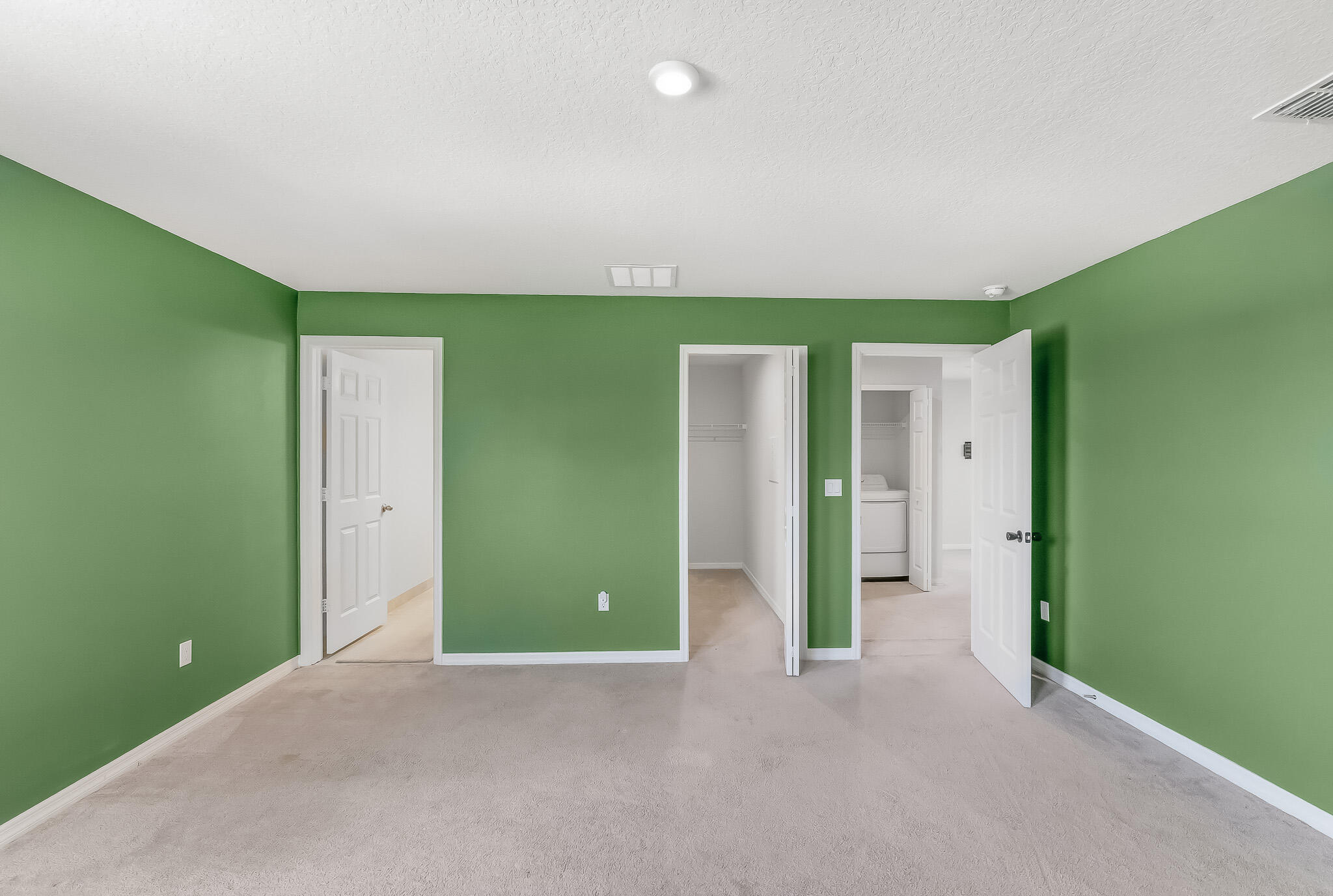 MAGNOLIA SQUARE - Residential