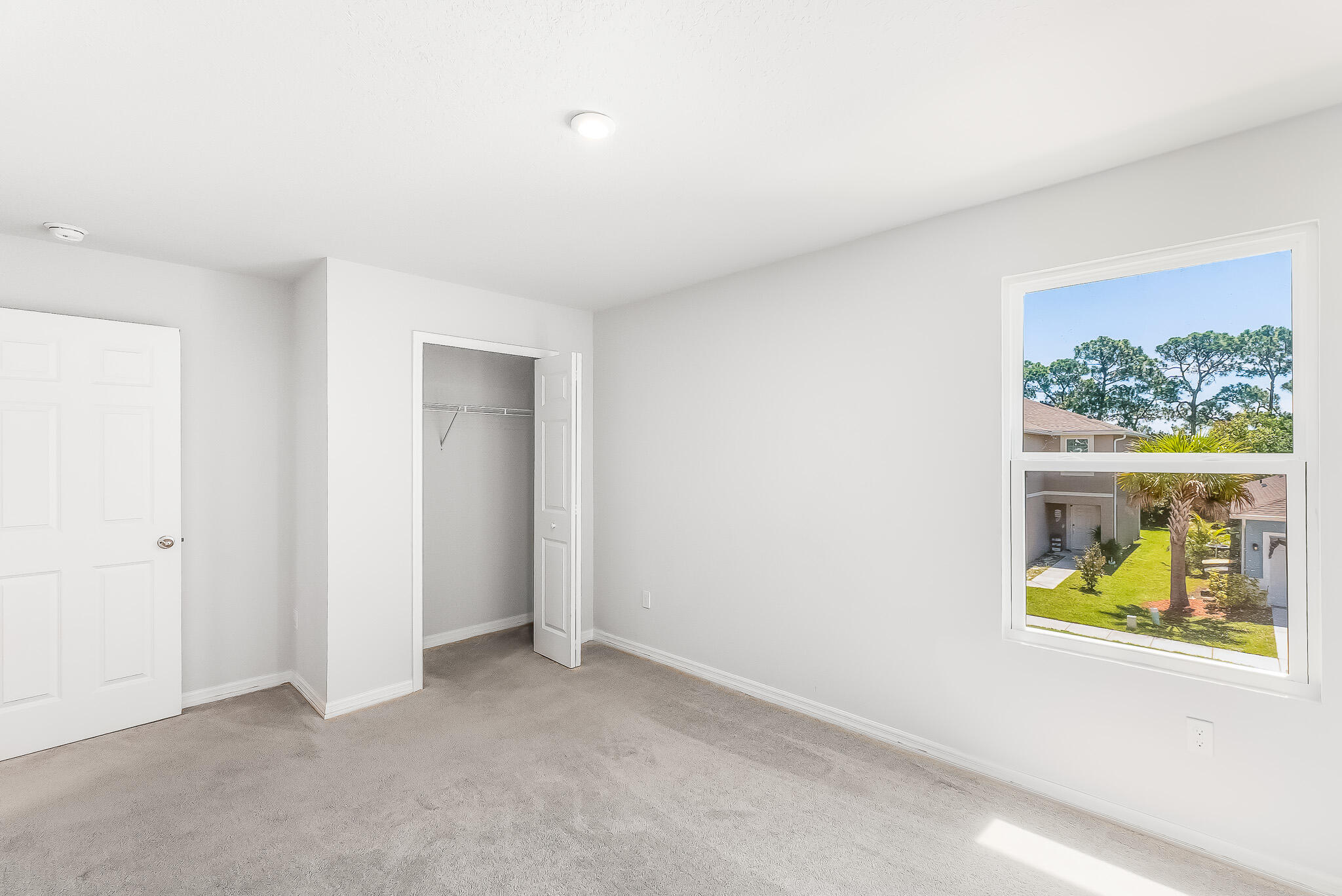 MAGNOLIA SQUARE - Residential
