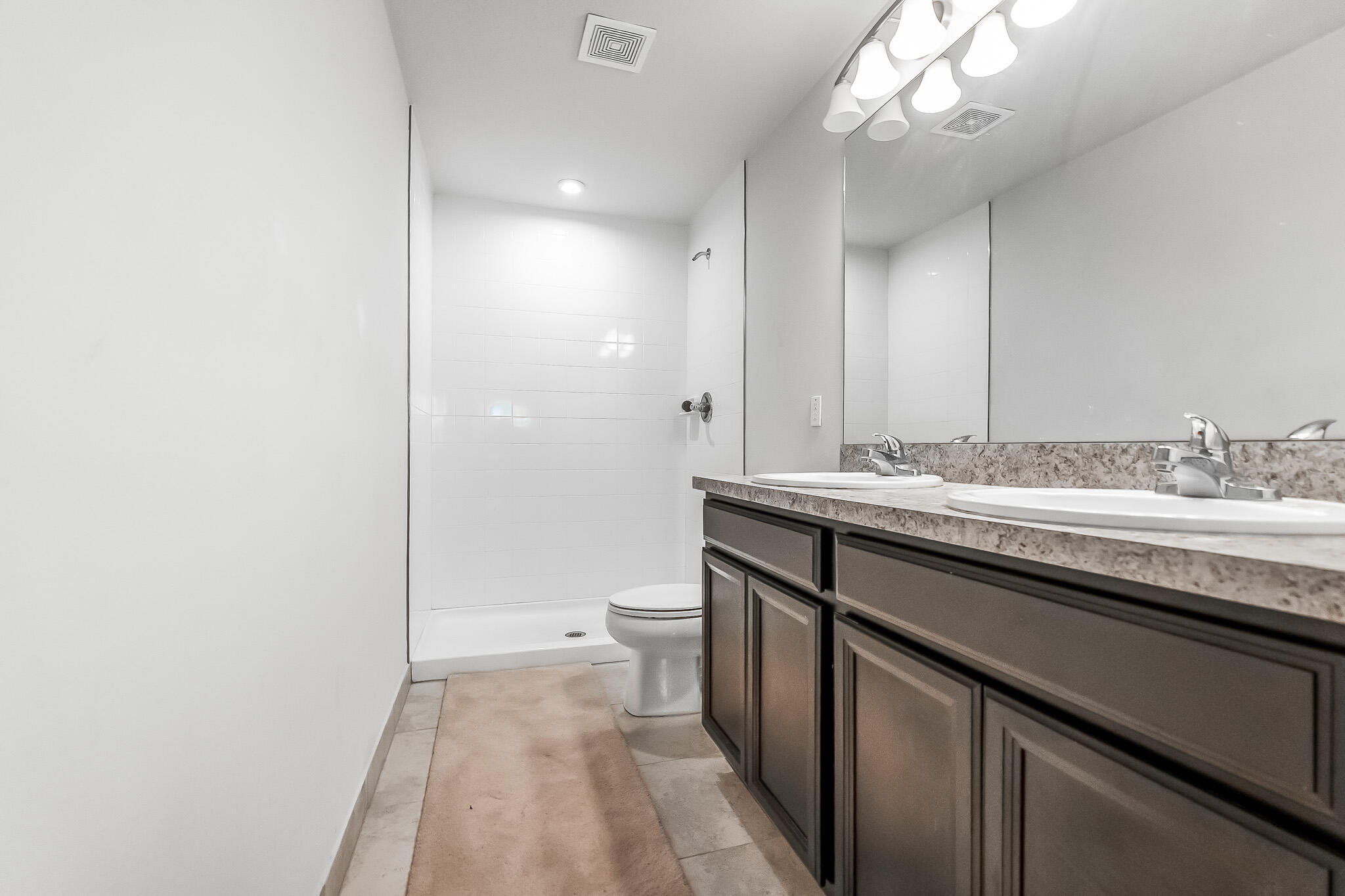 MAGNOLIA SQUARE - Residential