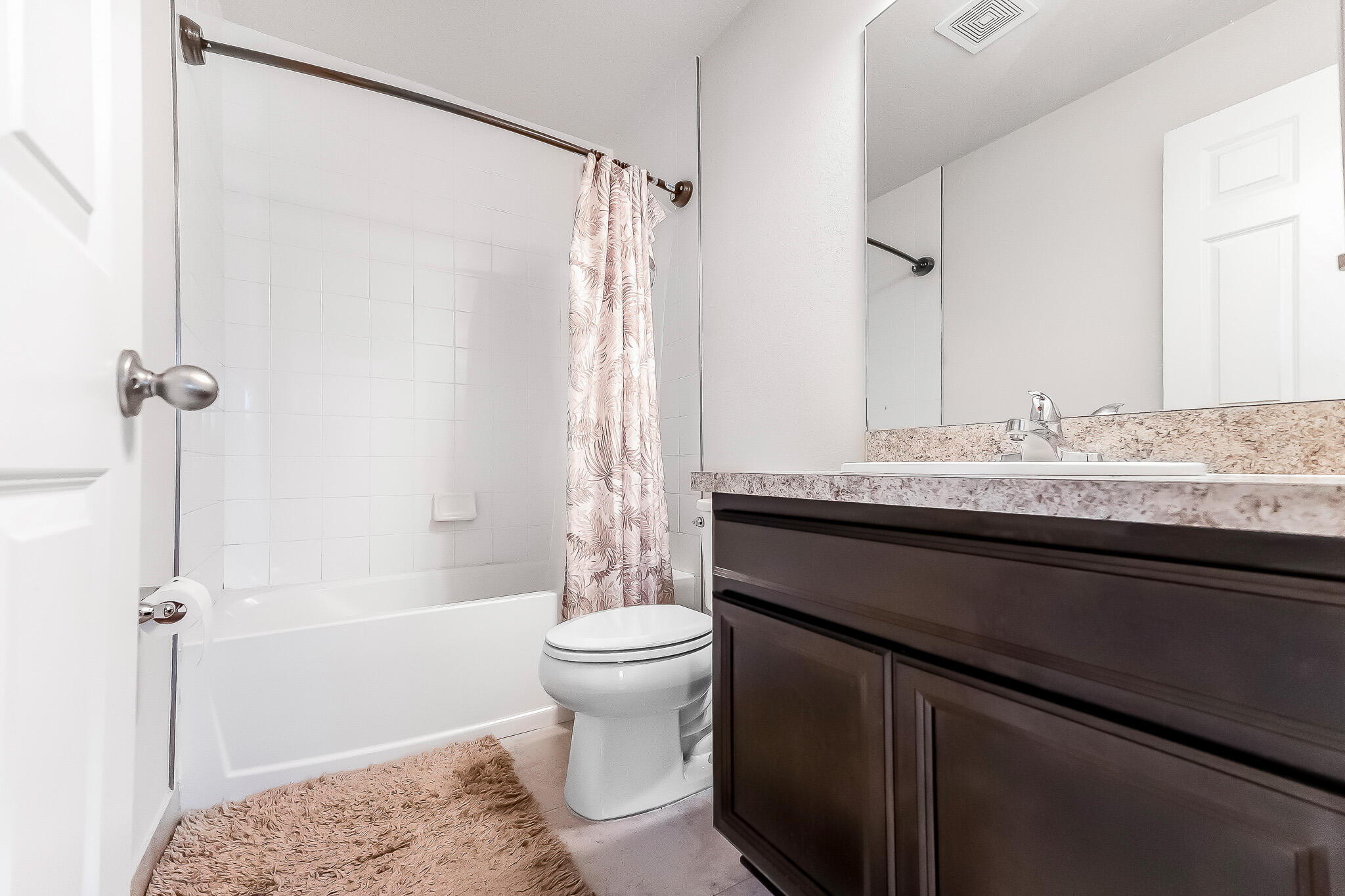 MAGNOLIA SQUARE - Residential