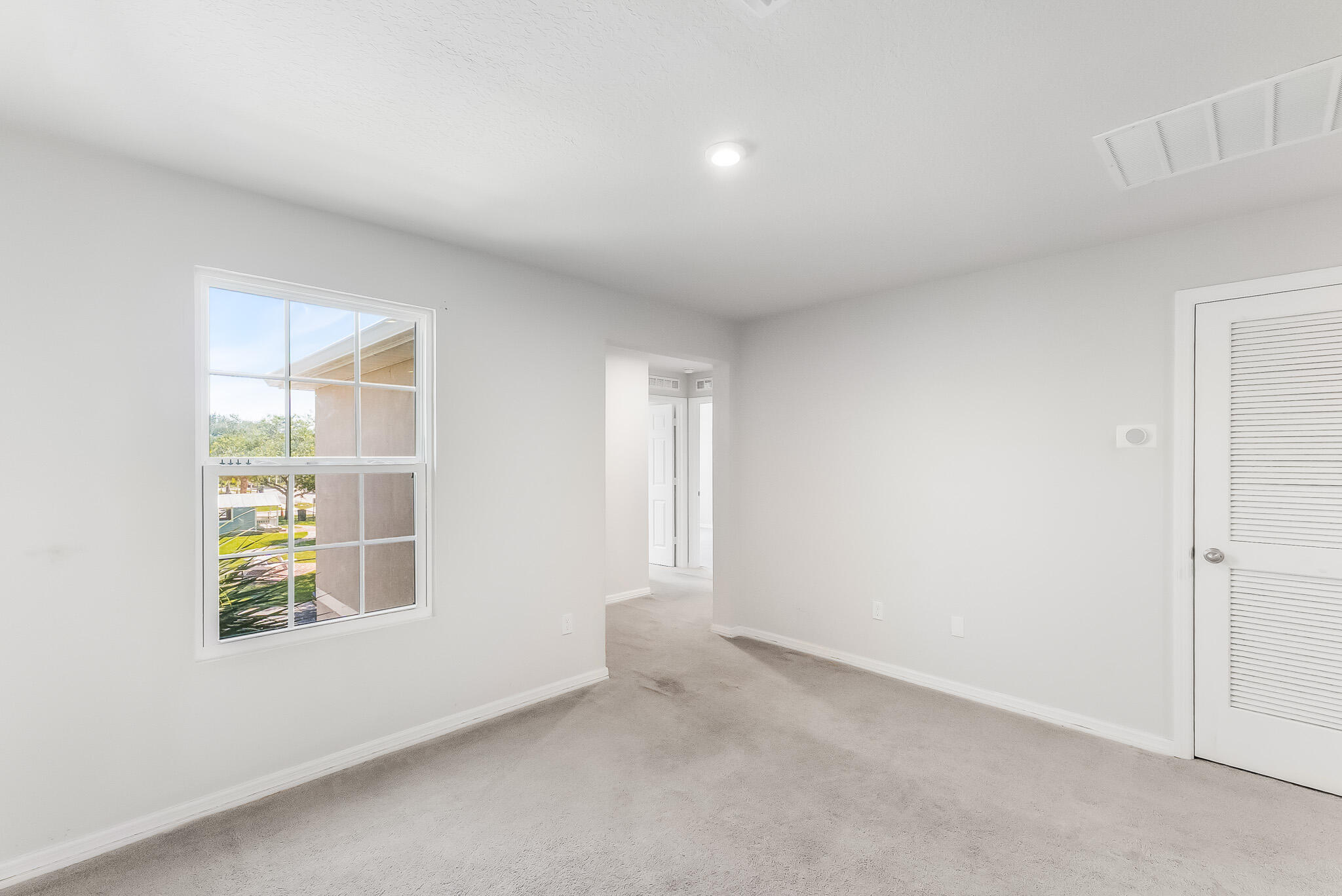 MAGNOLIA SQUARE - Residential