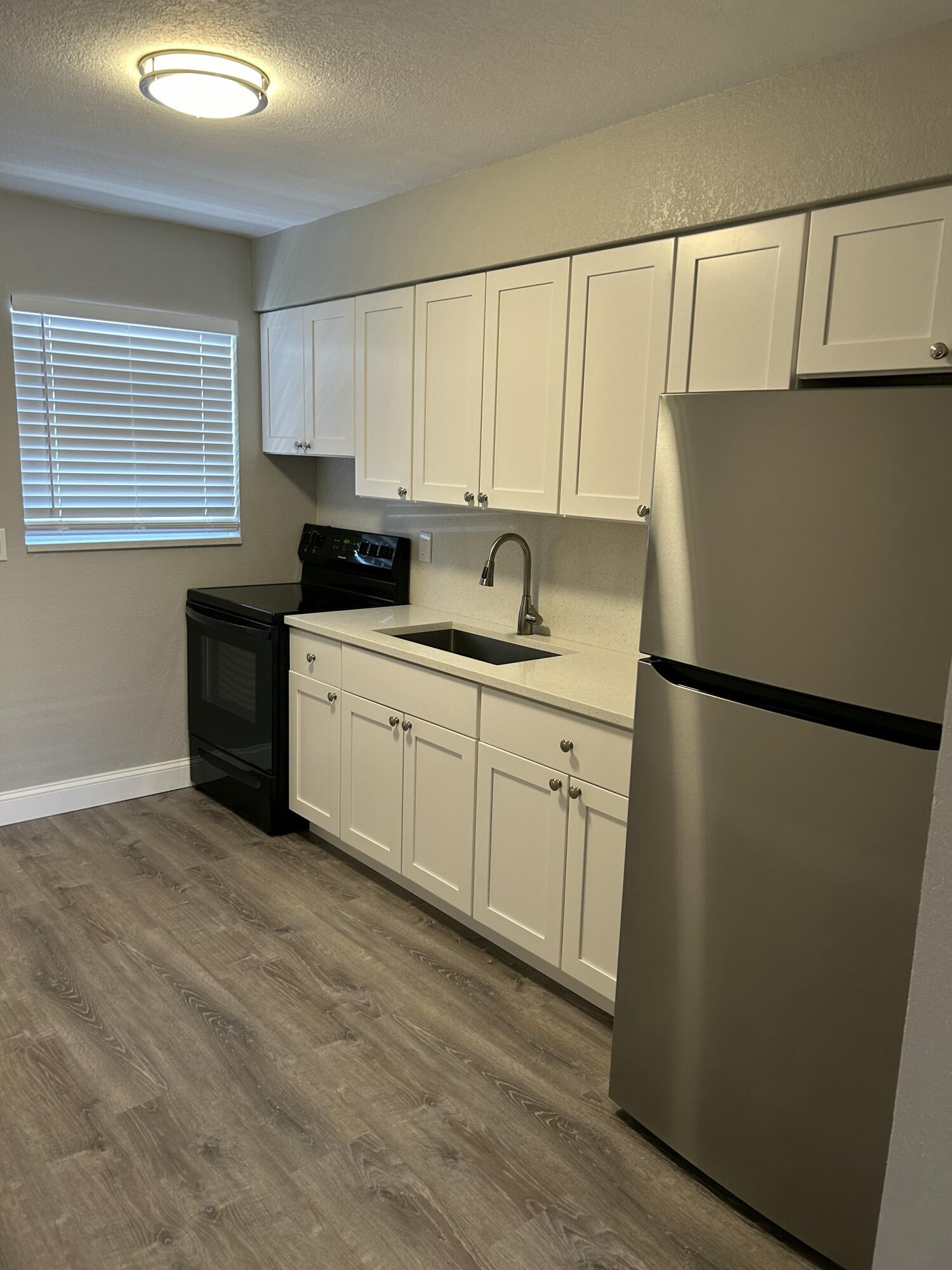 LAKE WORTH TOWN OF - Residential Lease