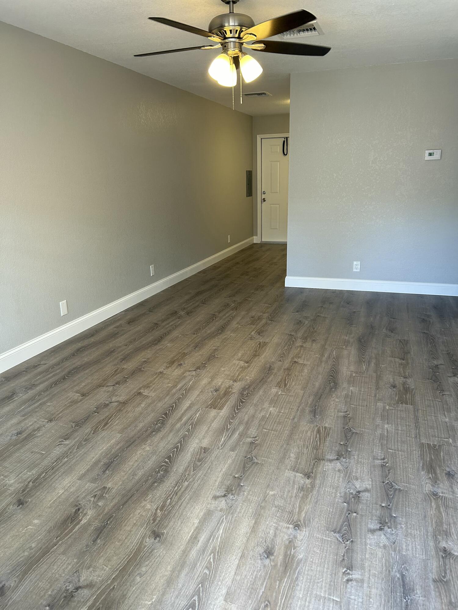 LAKE WORTH TOWN OF - Residential Lease