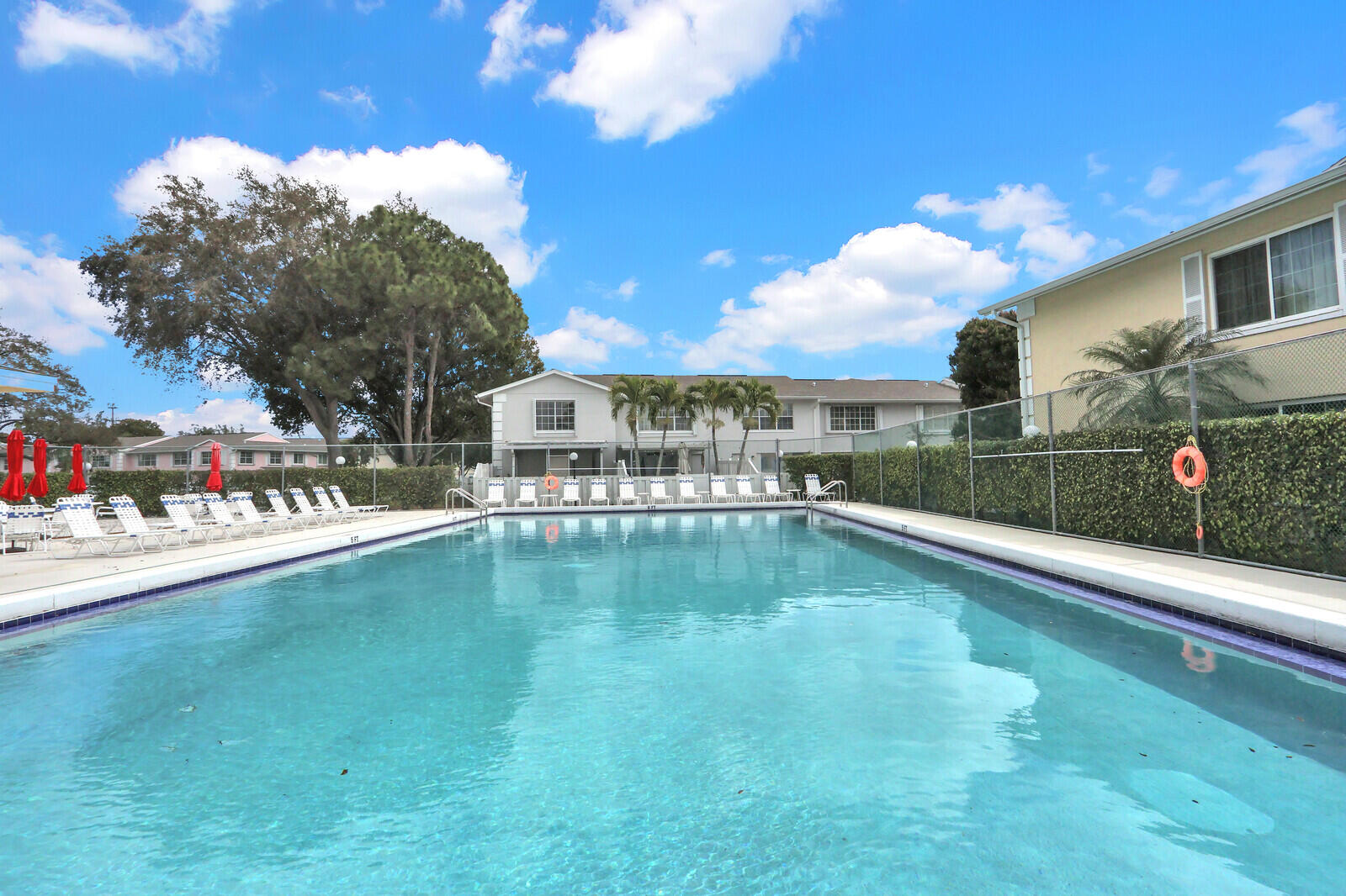 Charter Club of Palm Beach - Residential