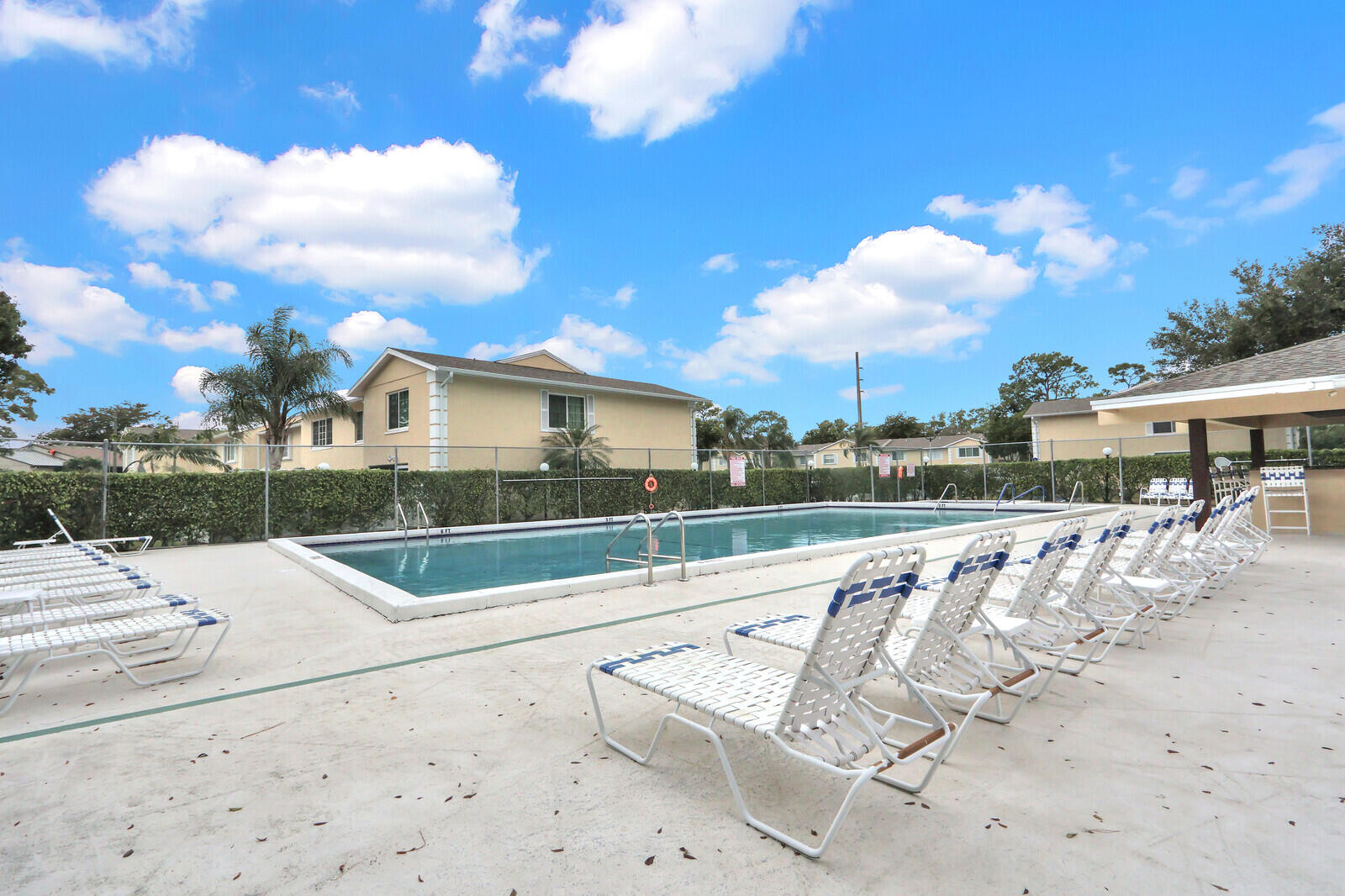 Charter Club of Palm Beach - Residential