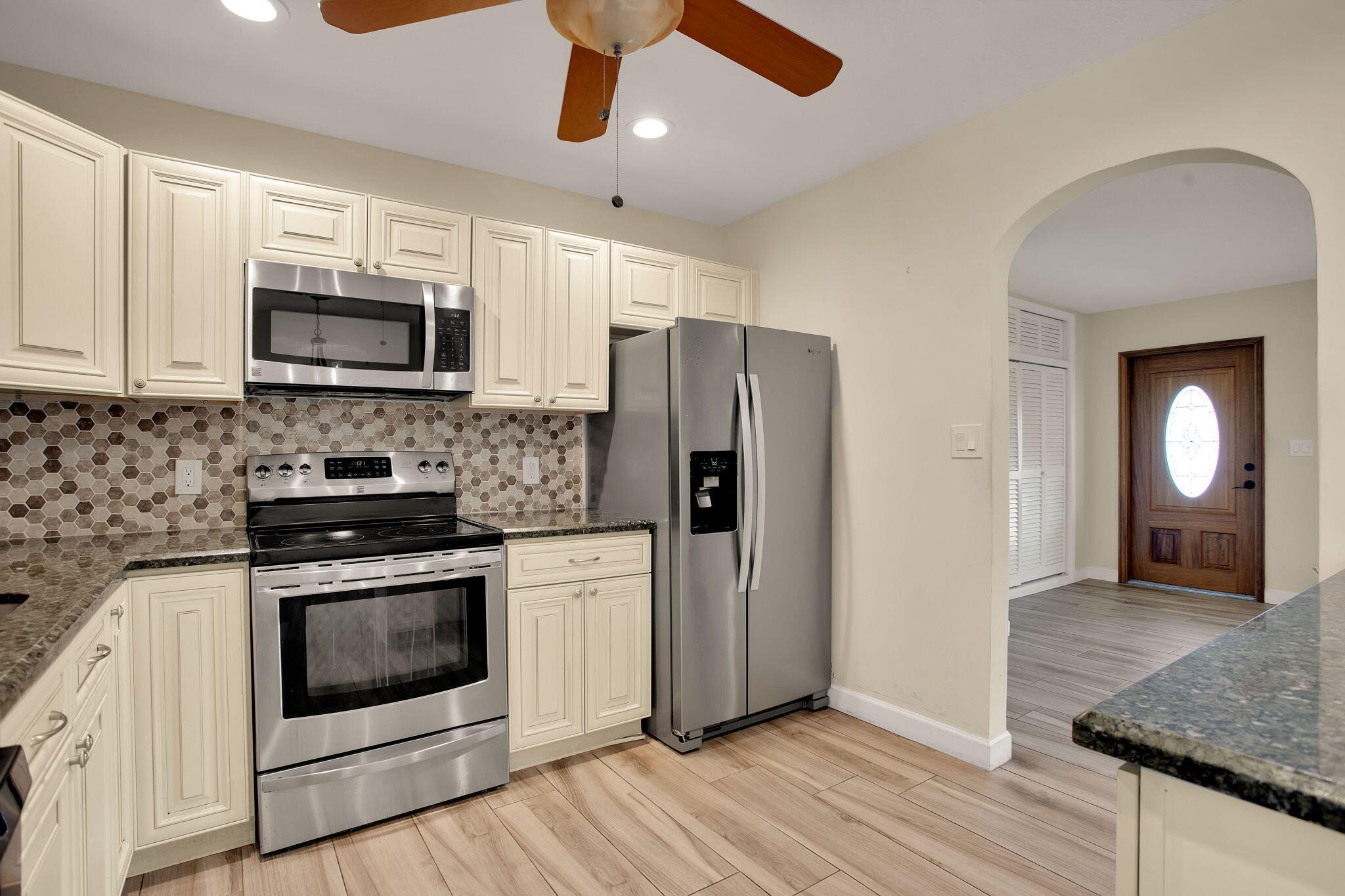 Mary Knoll - Residential