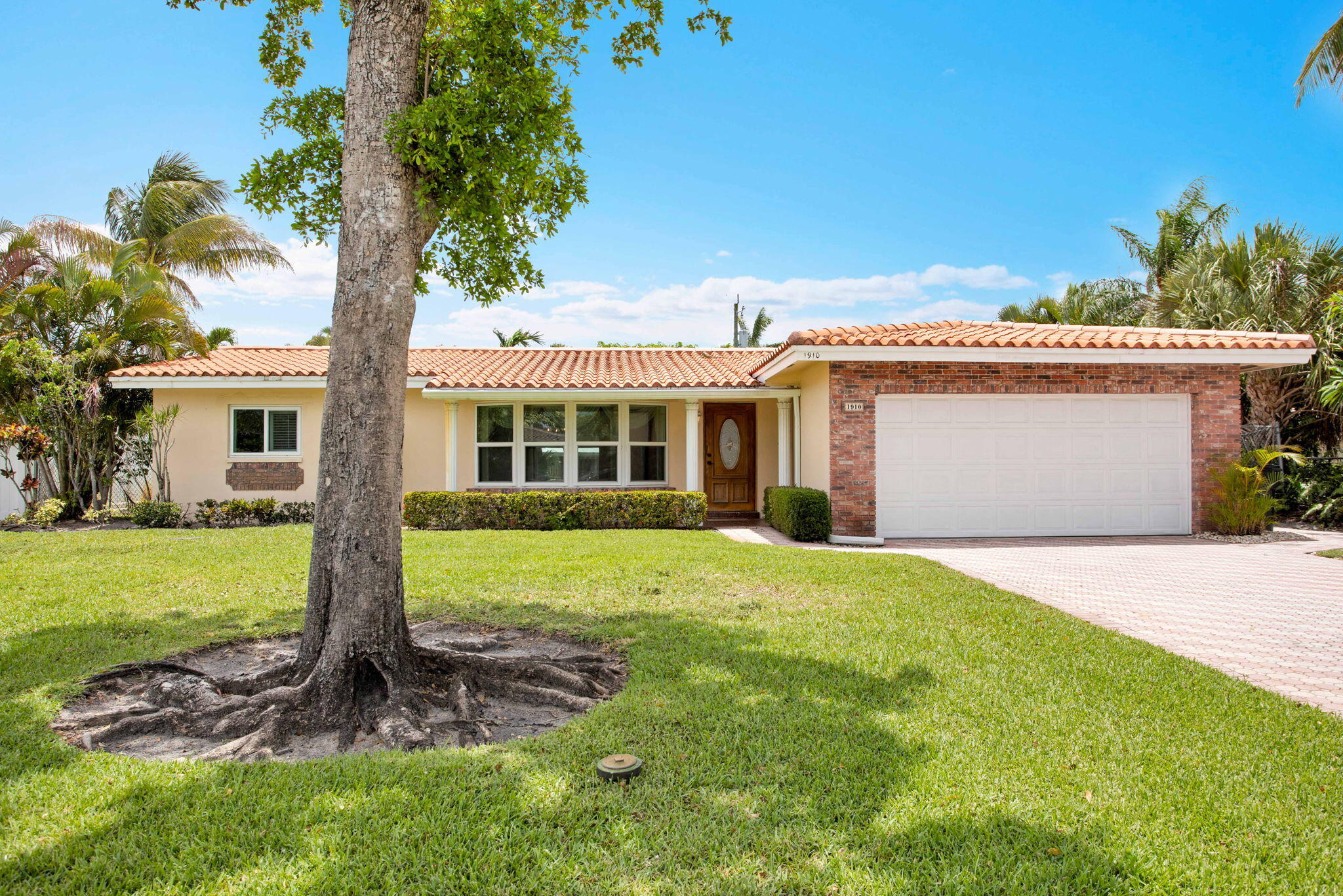 Mary Knoll - Residential