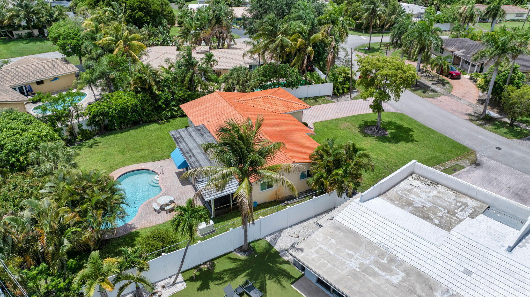 Mary Knoll - Residential
