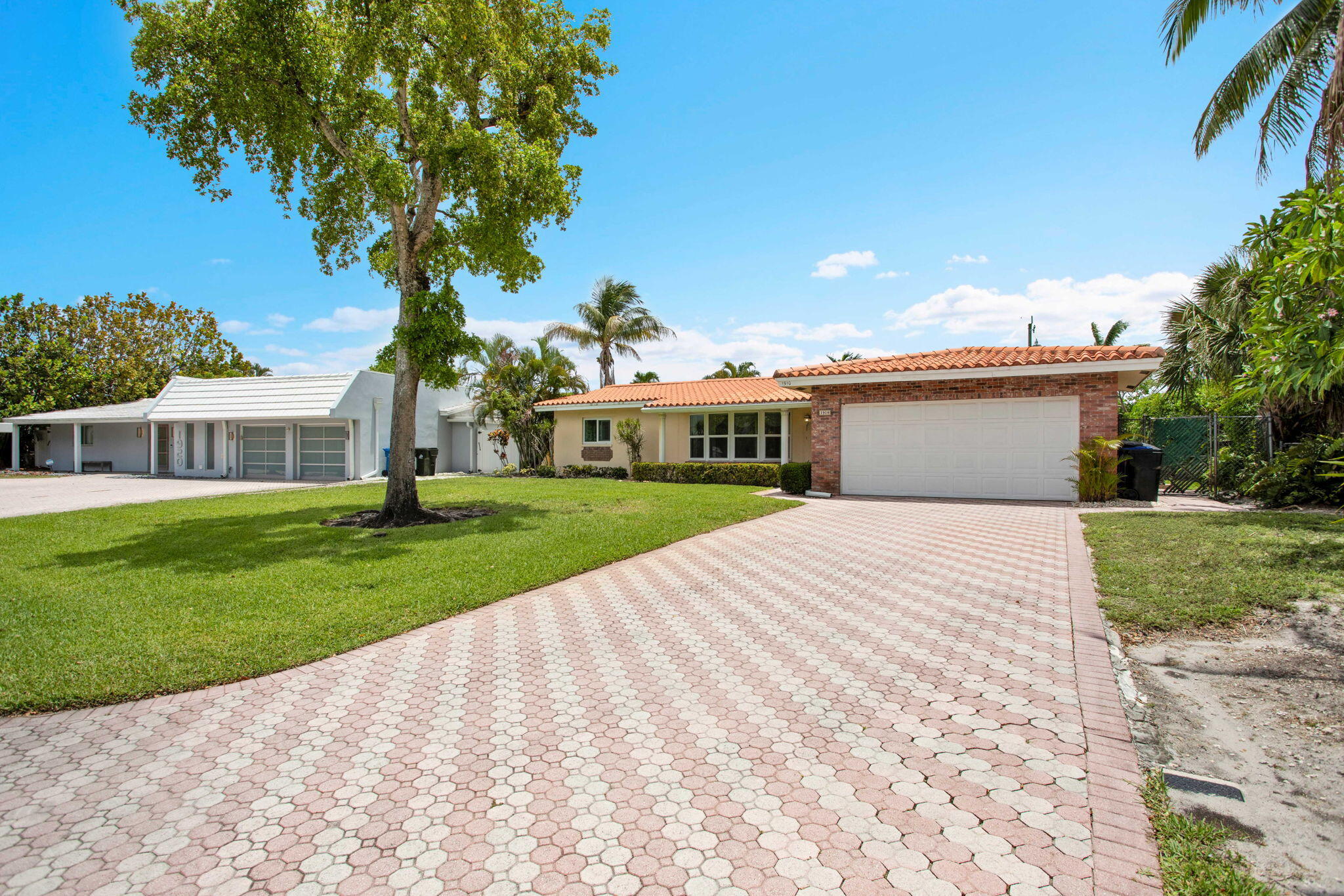 Mary Knoll - Residential