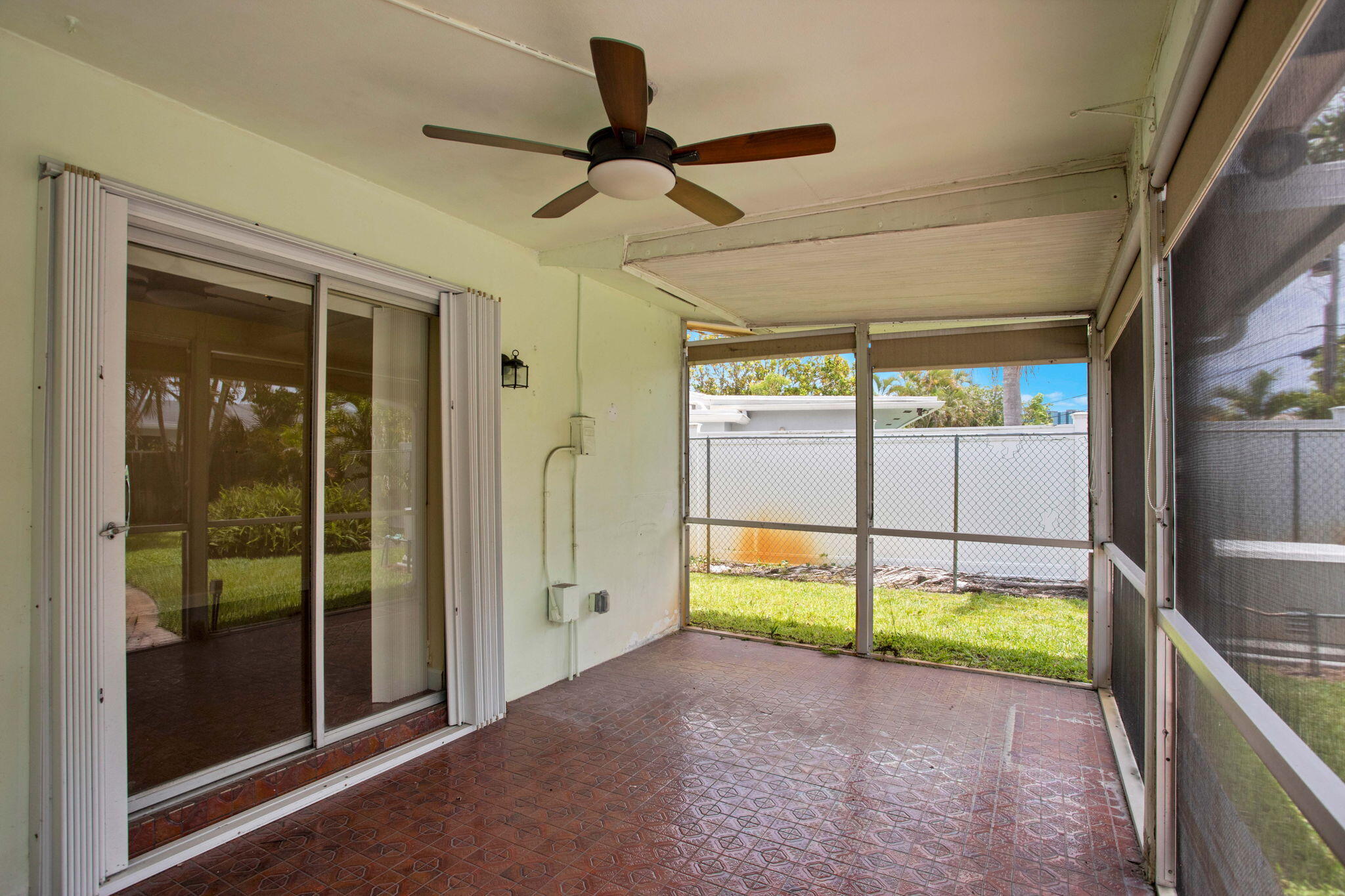 Mary Knoll - Residential