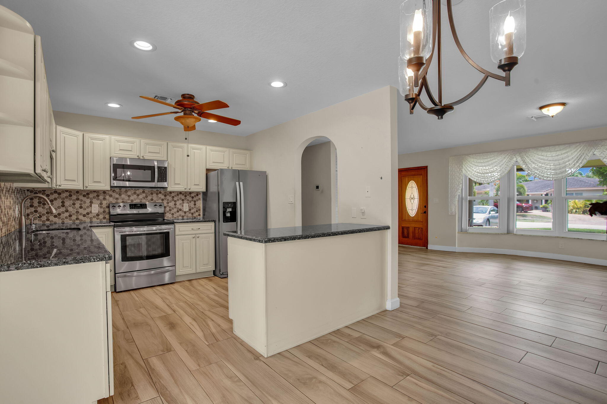 Mary Knoll - Residential