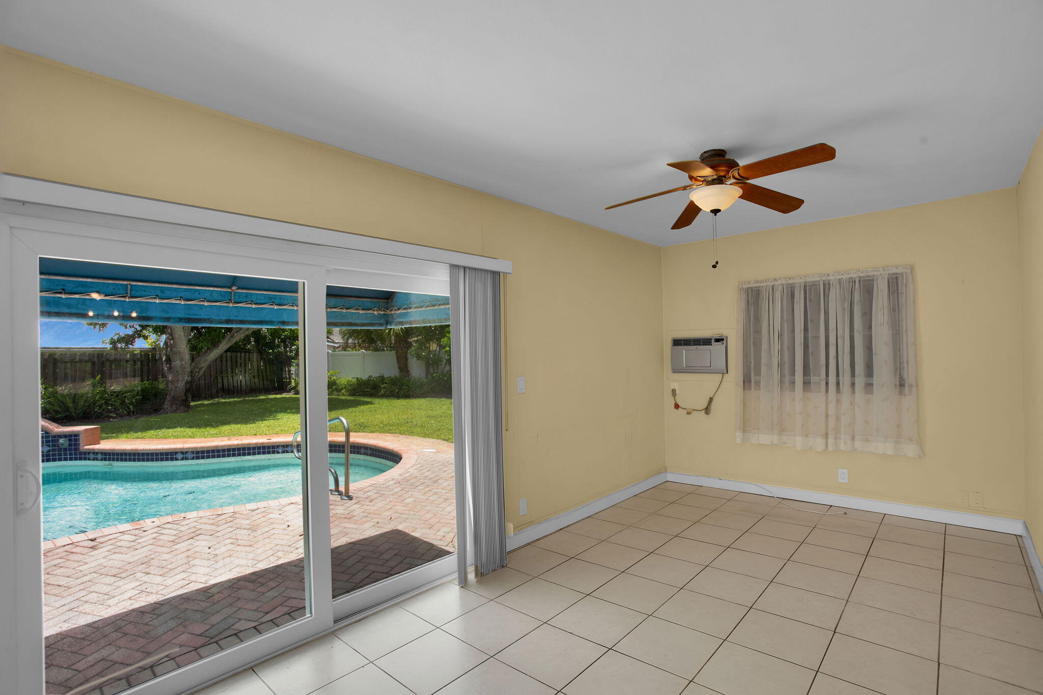 Mary Knoll - Residential