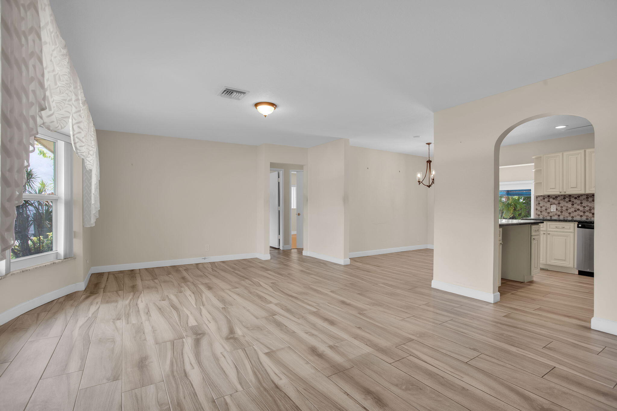 Mary Knoll - Residential