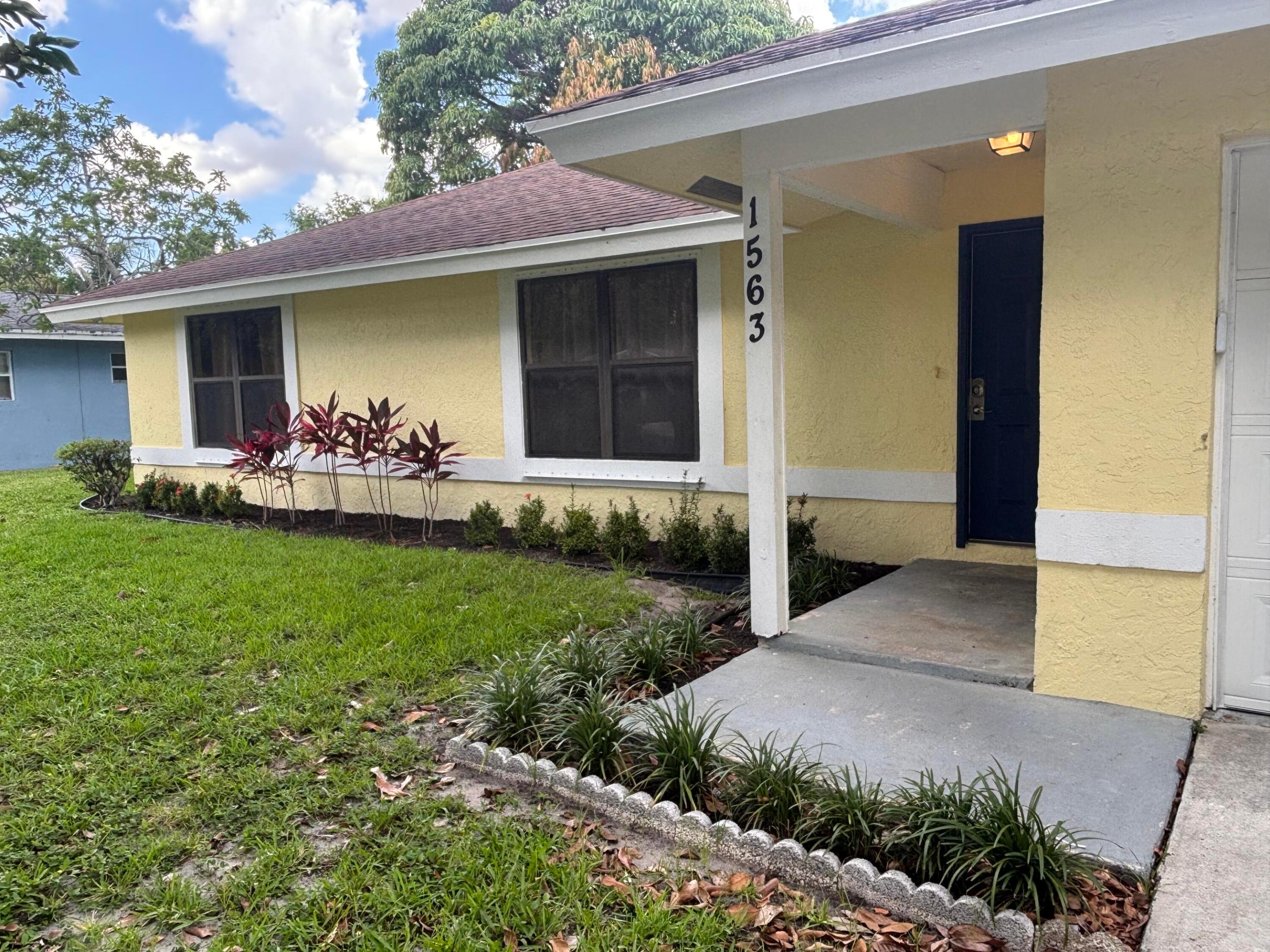WESTFIELD AT WPB - Residential Lease