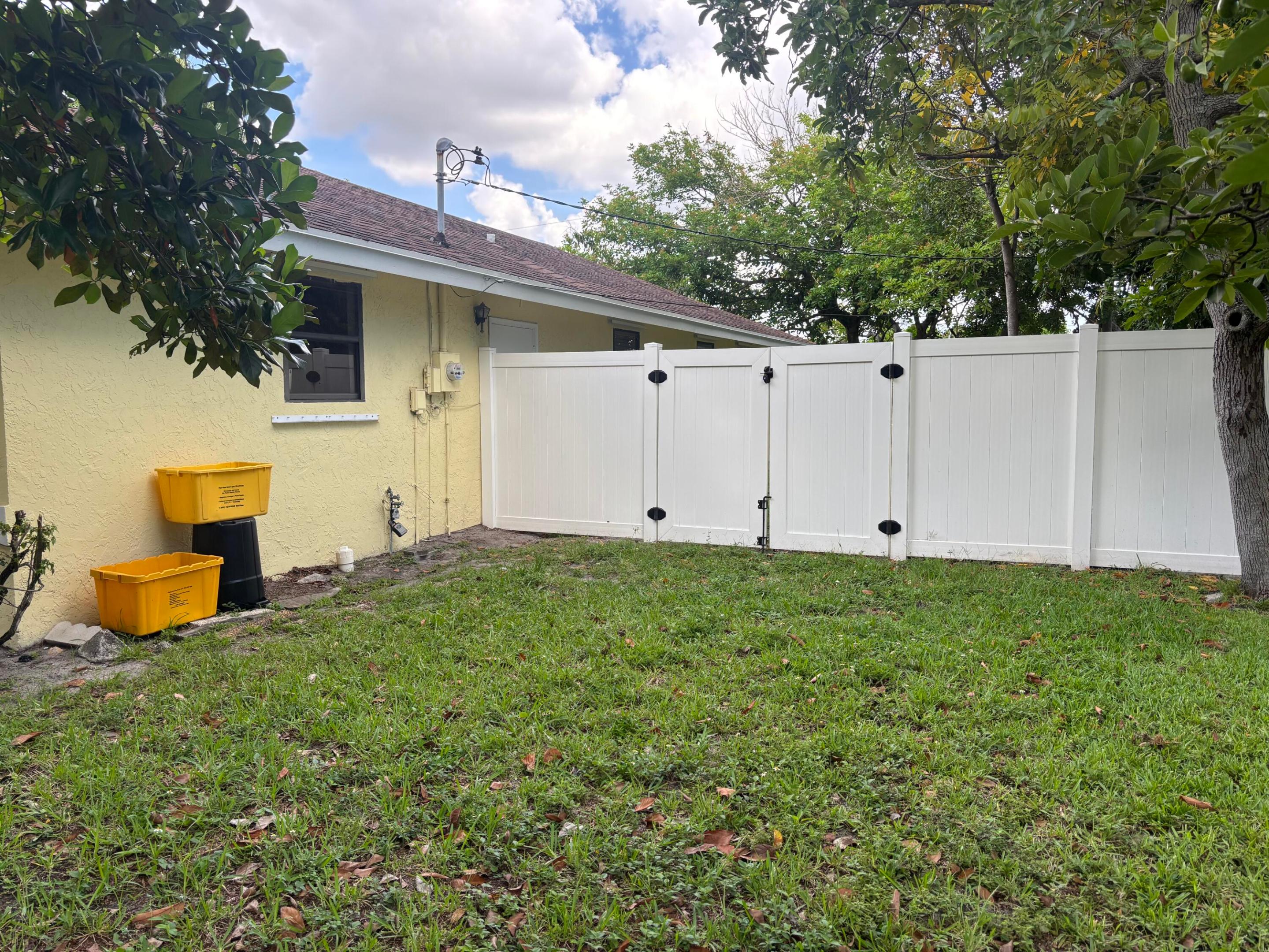 WESTFIELD AT WPB - Residential Lease