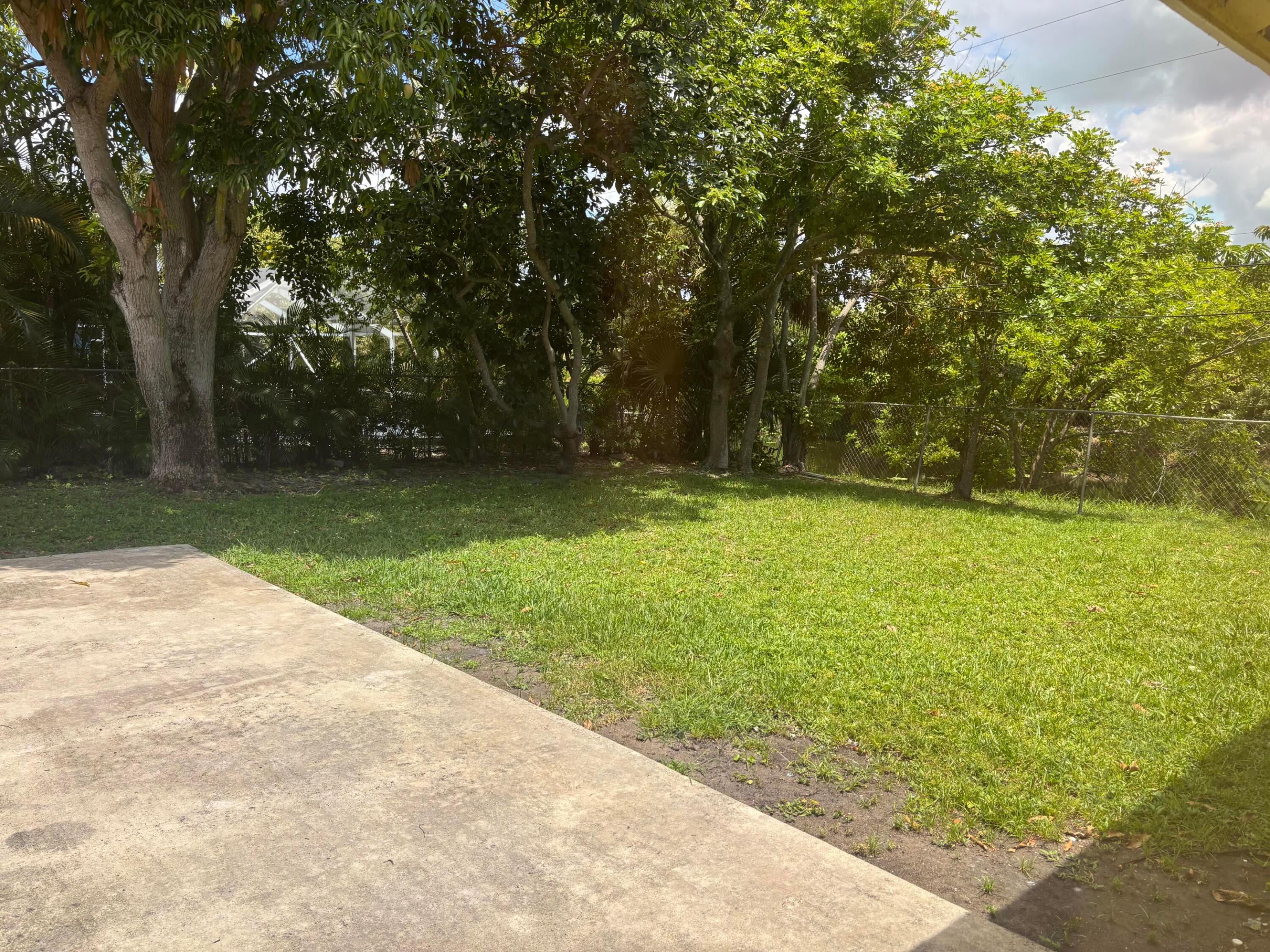 WESTFIELD AT WPB - Residential Lease