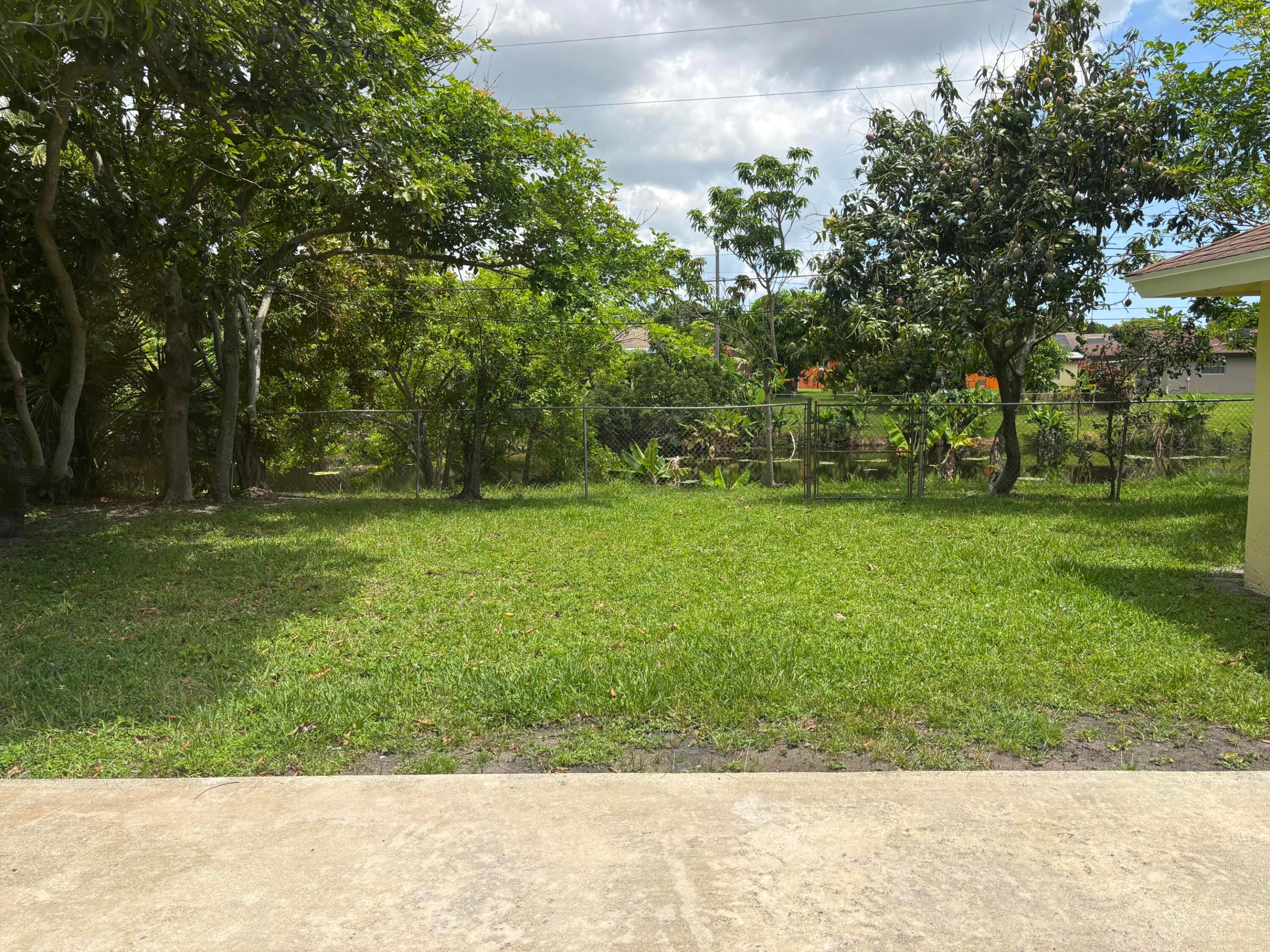 WESTFIELD AT WPB - Residential Lease
