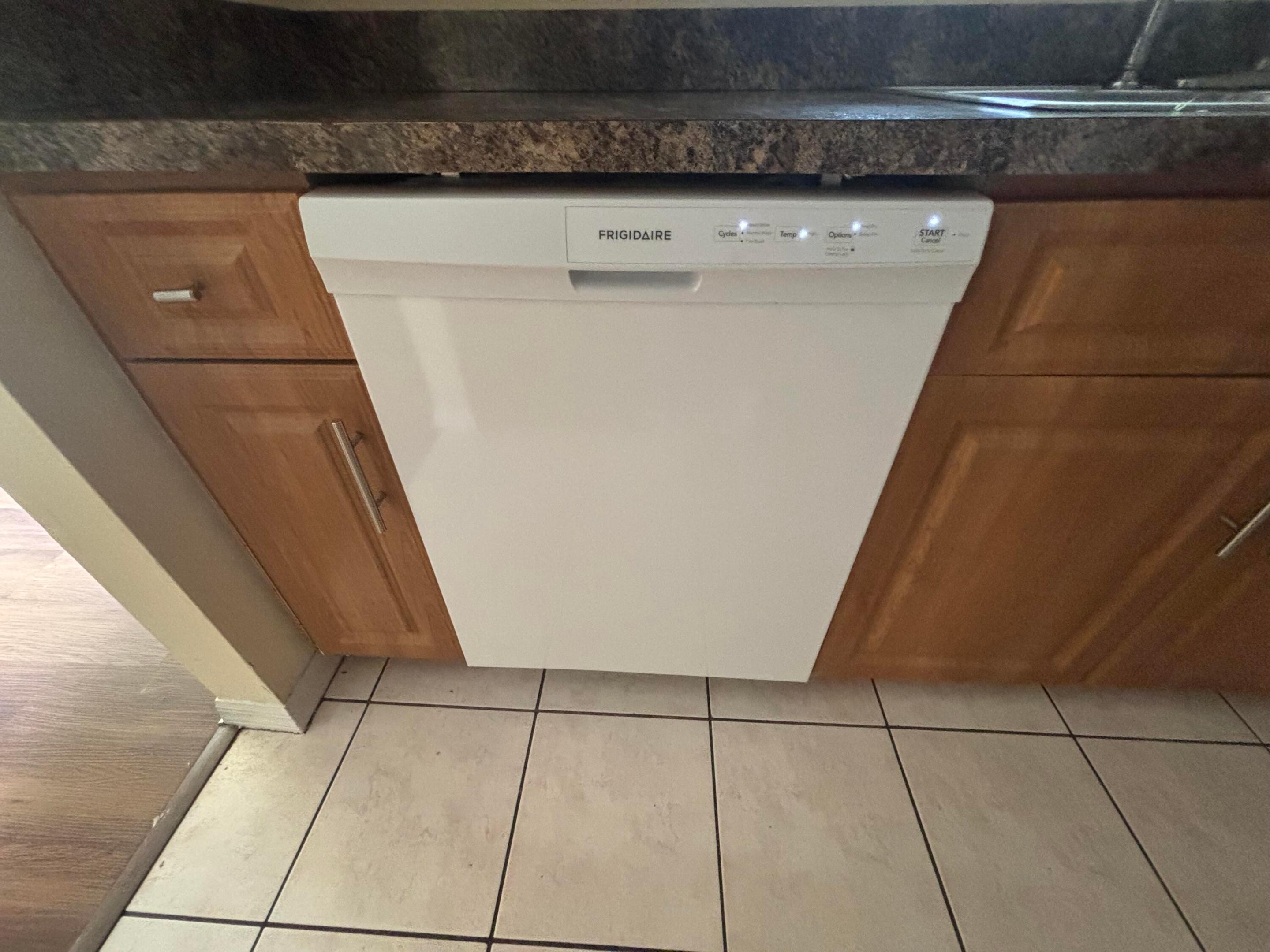 WESTFIELD AT WPB - Residential Lease