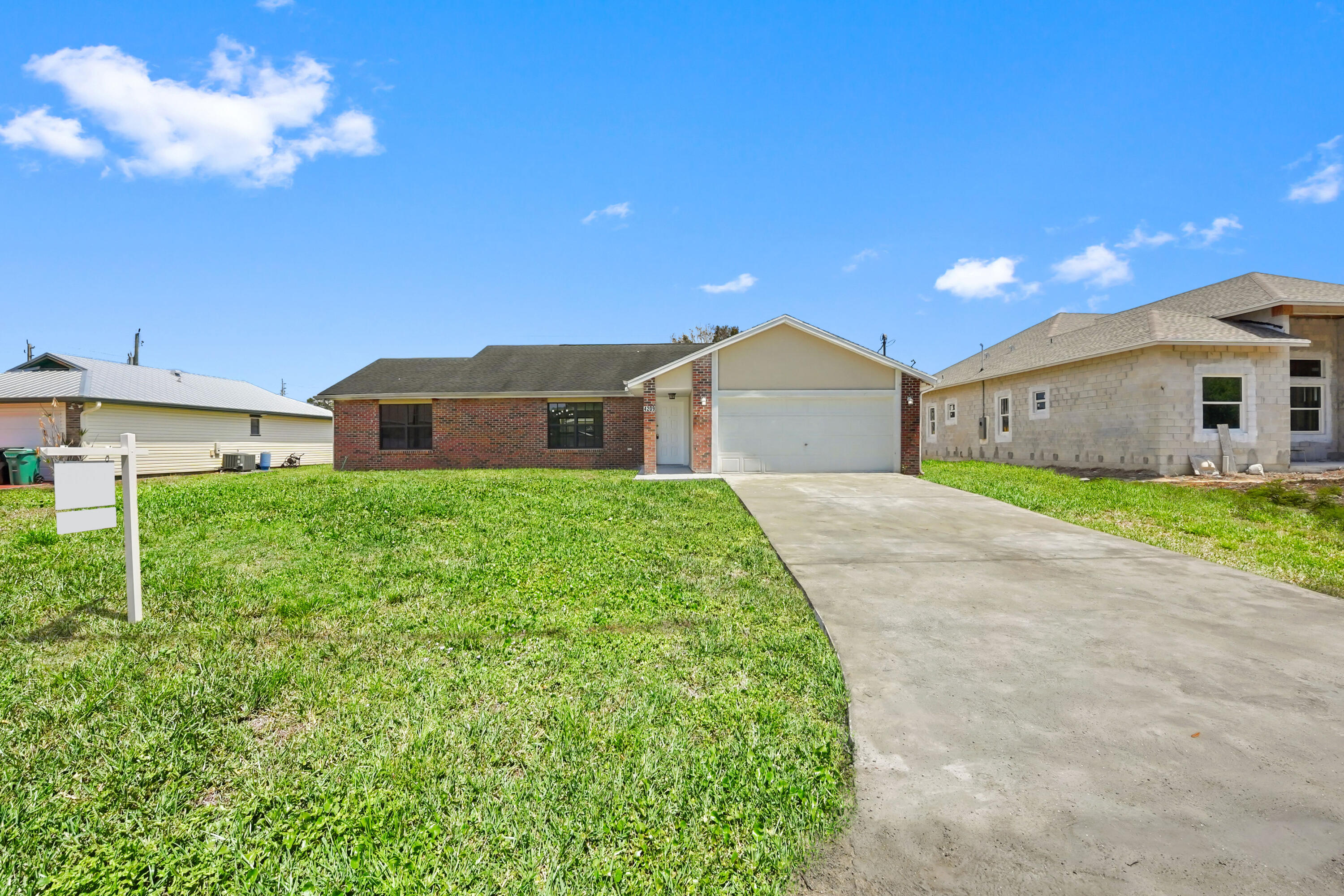 PORT ST LUCIE SECTION 33 - Residential