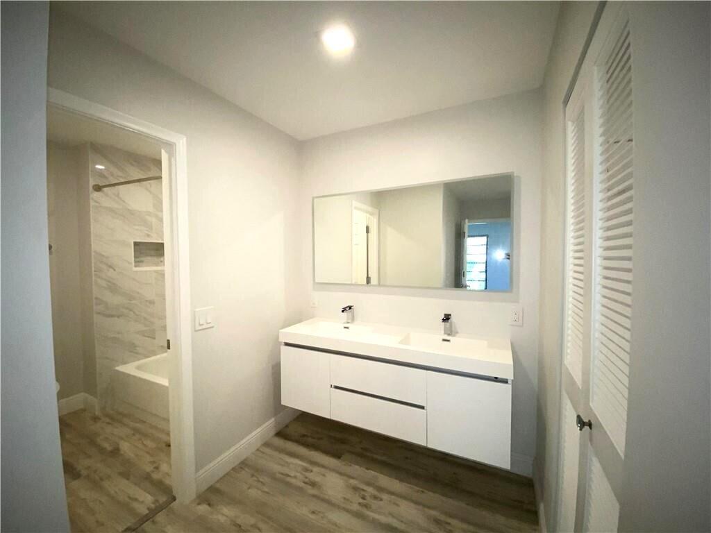 HORIZONS OF BOCA LAGO CONDO - Residential