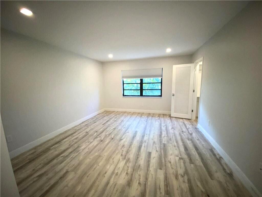 HORIZONS OF BOCA LAGO CONDO - Residential
