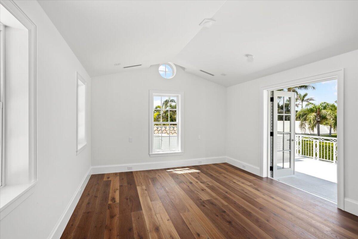 EAST SHORE ADD IN - Residential