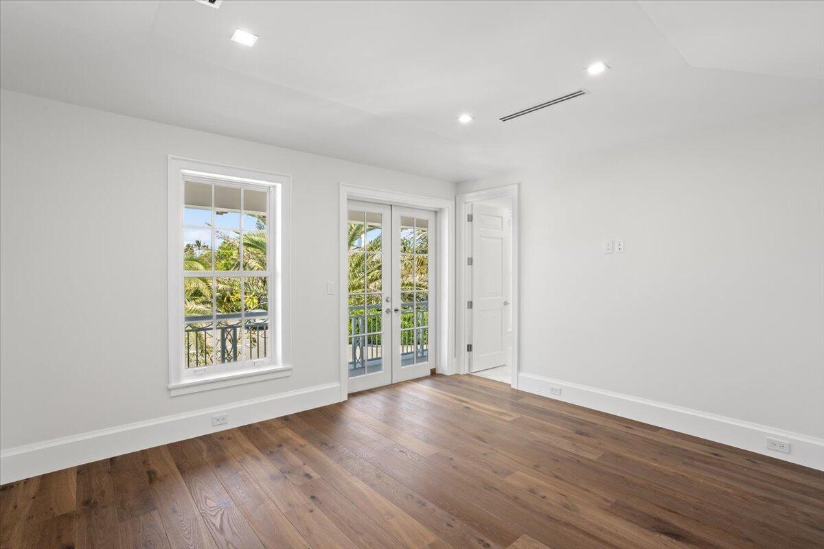 EAST SHORE ADD IN - Residential
