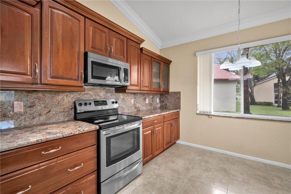 Woodmont Tr 56 123-44 B - Residential