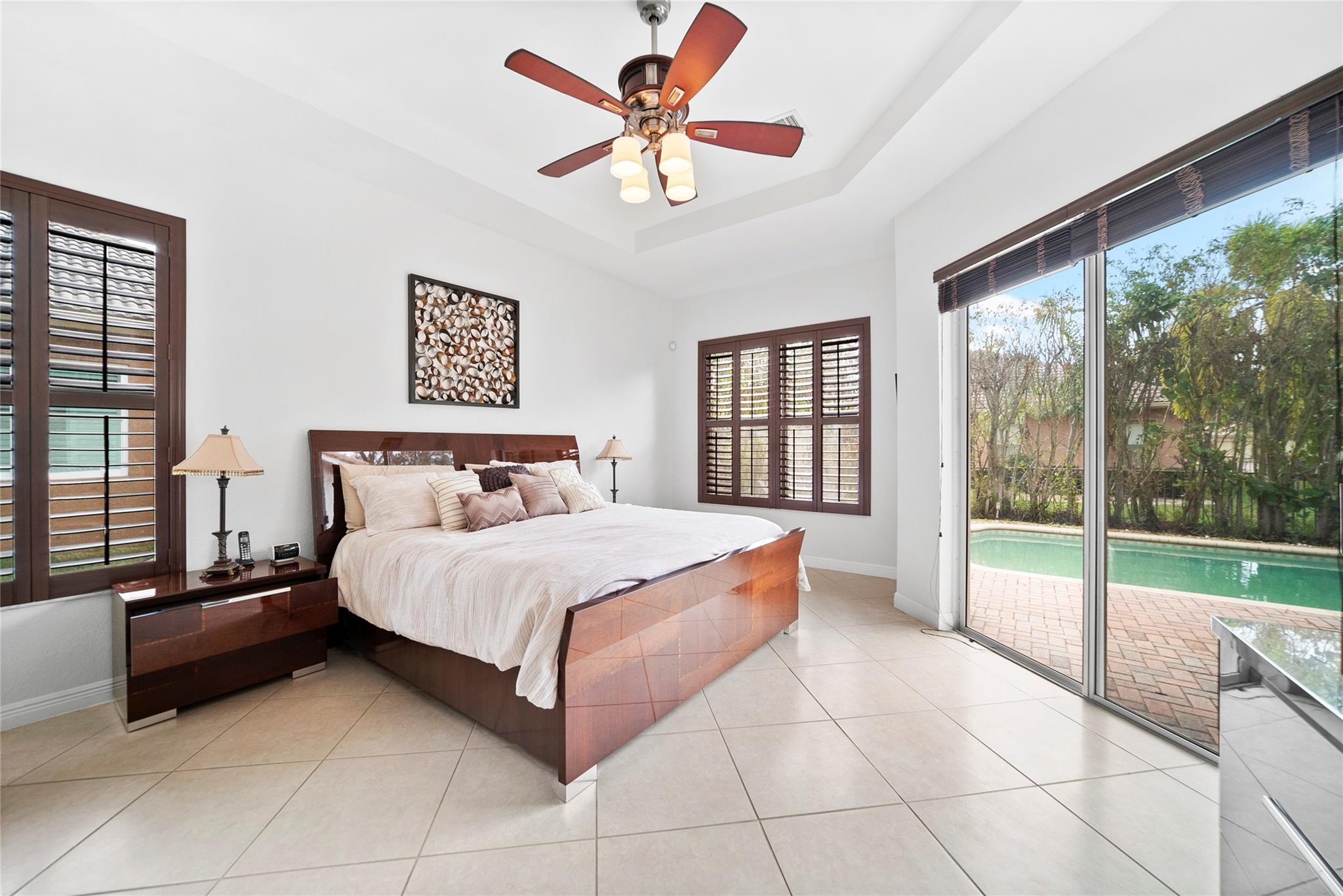 PARKLAND ISLES - Residential
