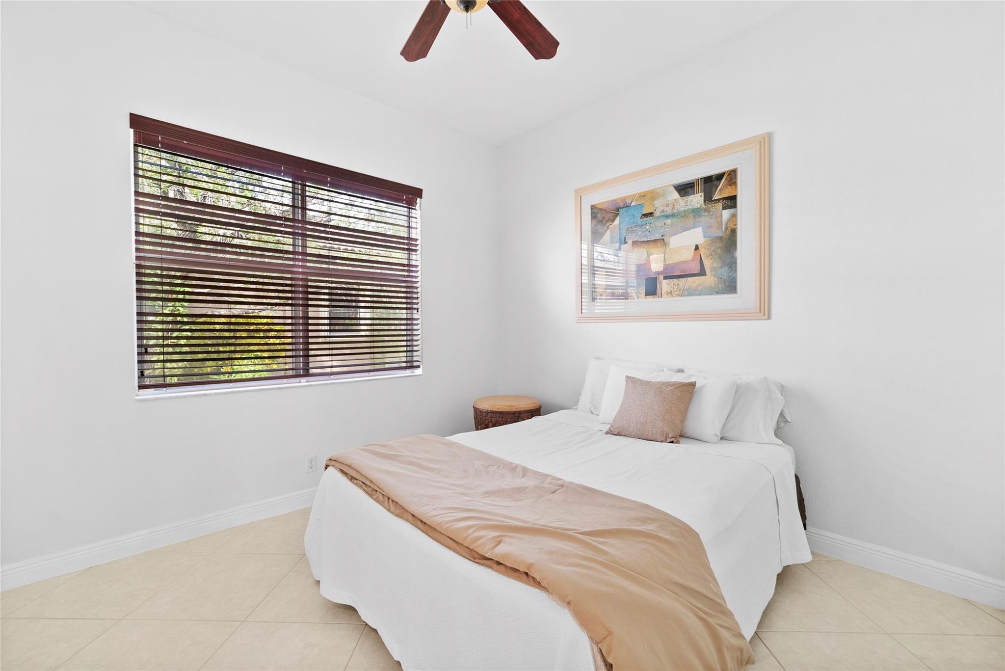 PARKLAND ISLES - Residential