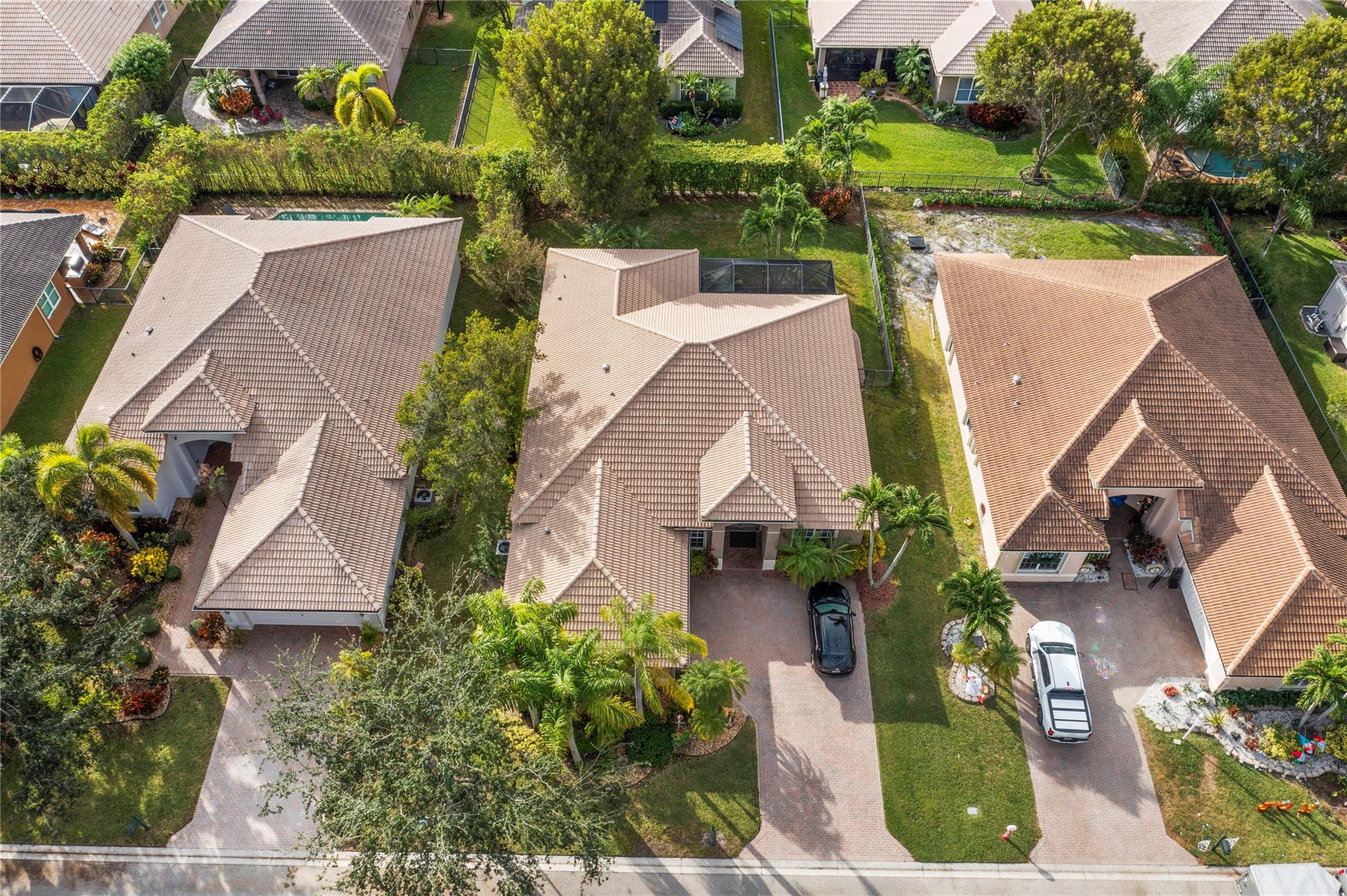 PARKLAND ISLES - Residential