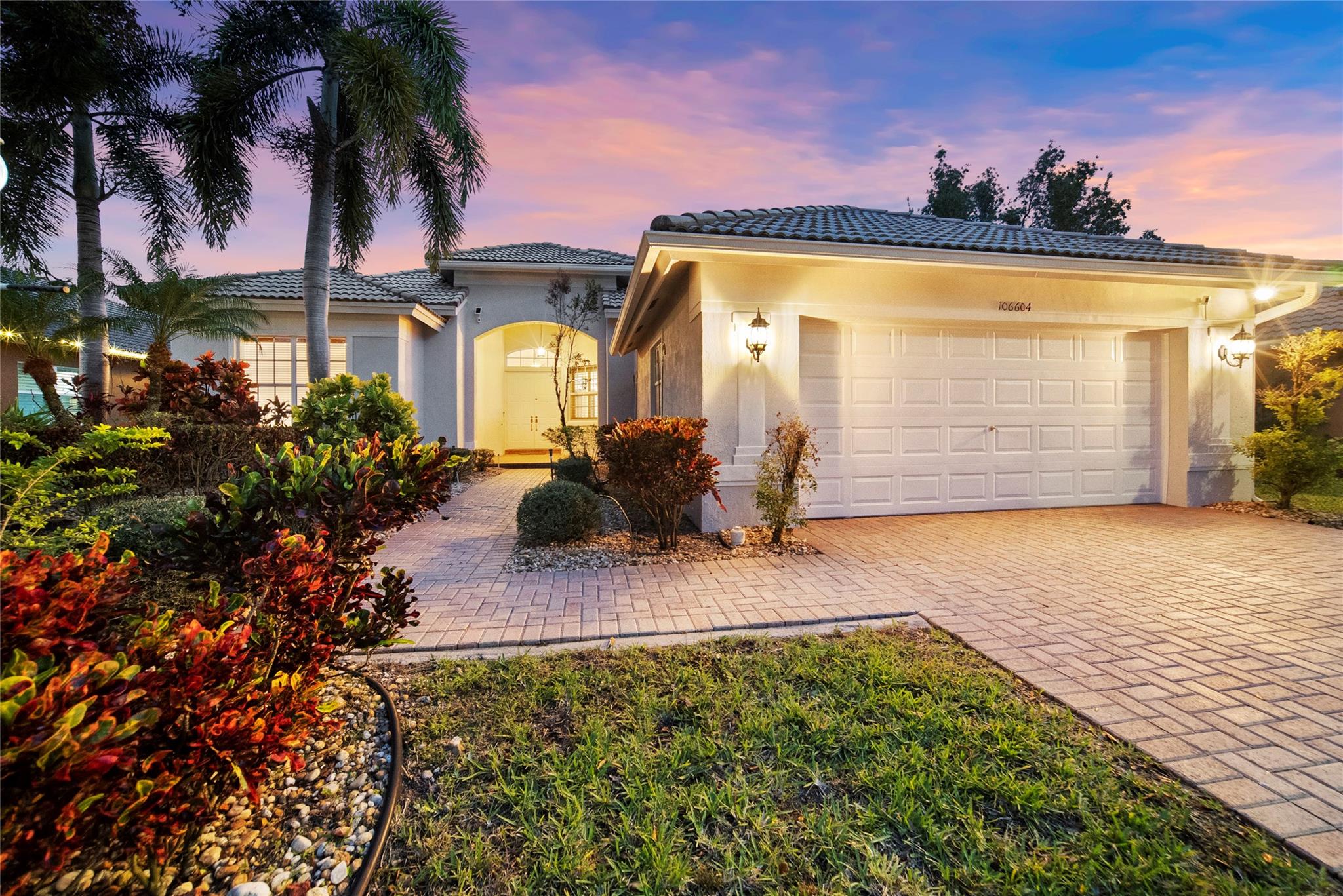PARKLAND ISLES - Residential