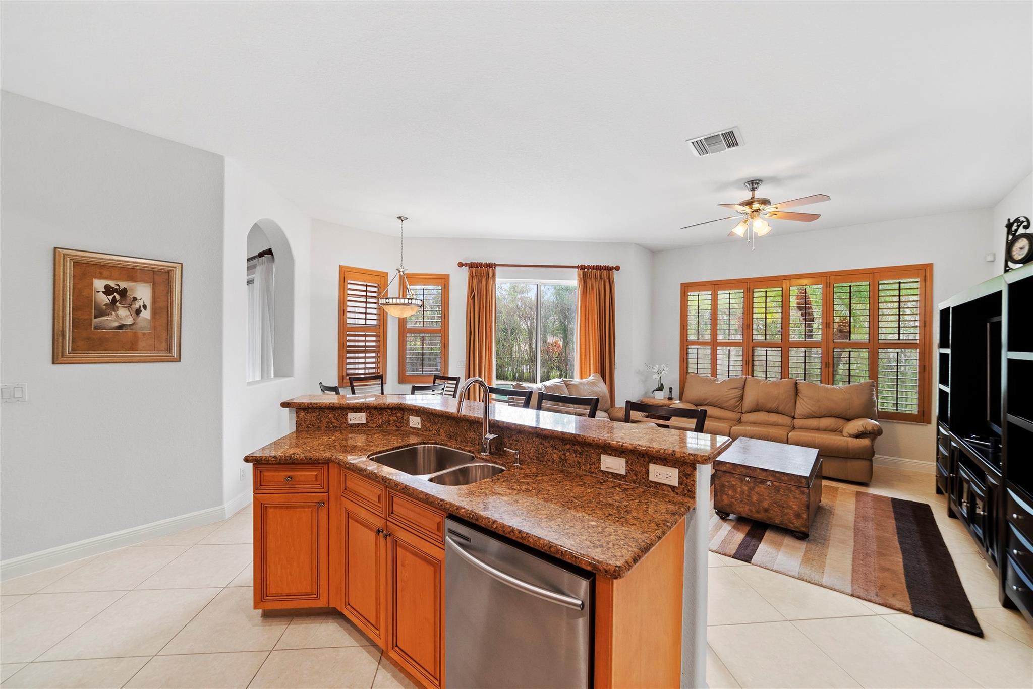 PARKLAND ISLES - Residential