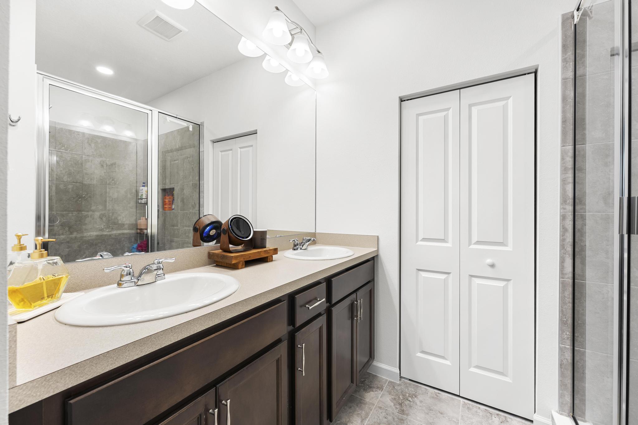 TERRACES OF WESTLAKE - Residential Lease