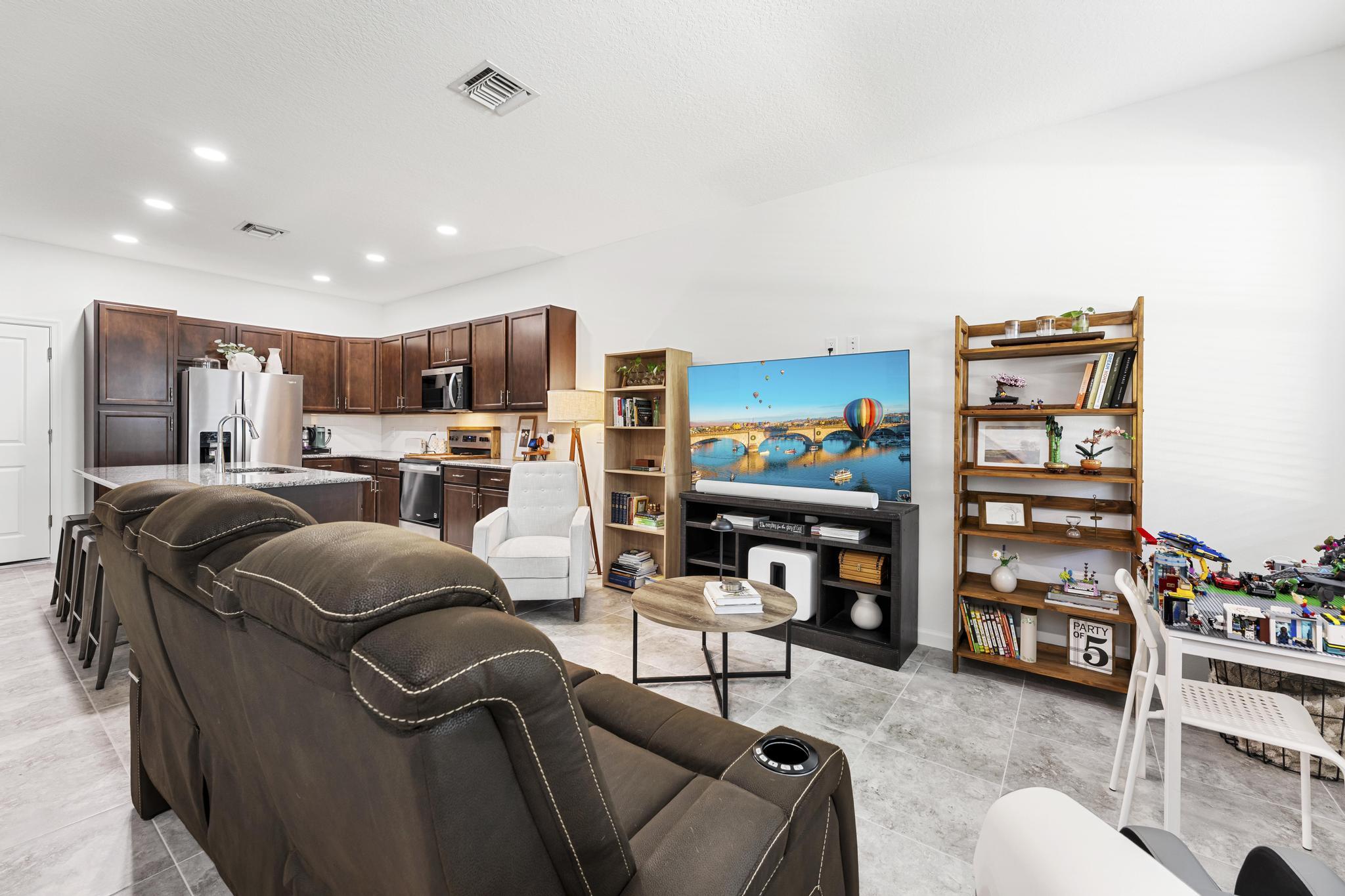 TERRACES OF WESTLAKE - Residential Lease