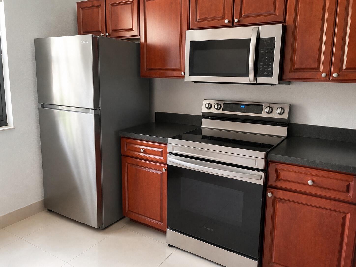 GRAND MARQUIS CONDO HOMES - Residential Lease