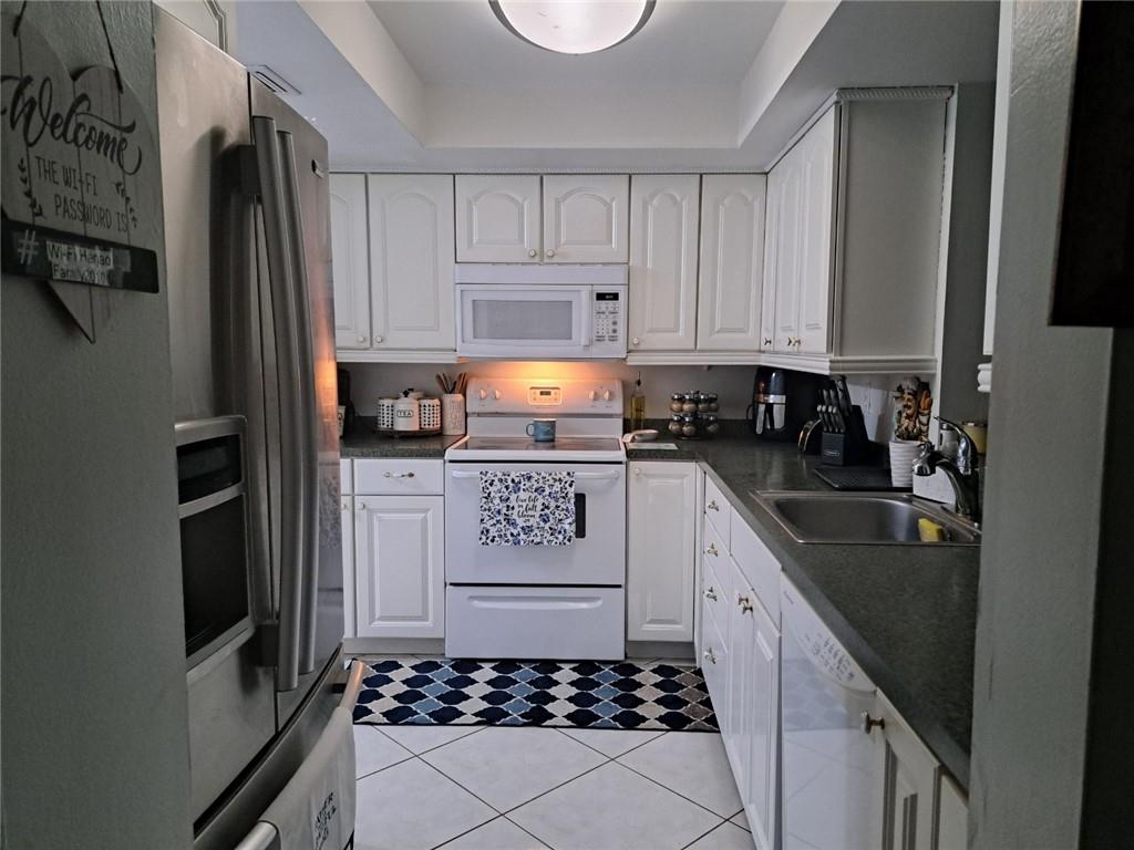 PALM SPRINGS 1 - Residential