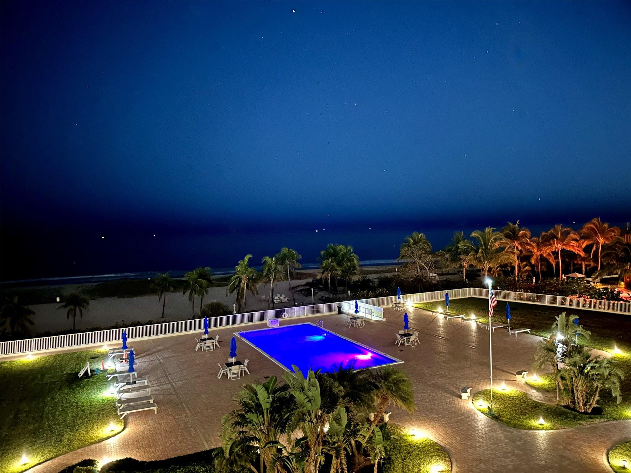 ADMIRALTY TOWERS CONDOMINIUM - Residential