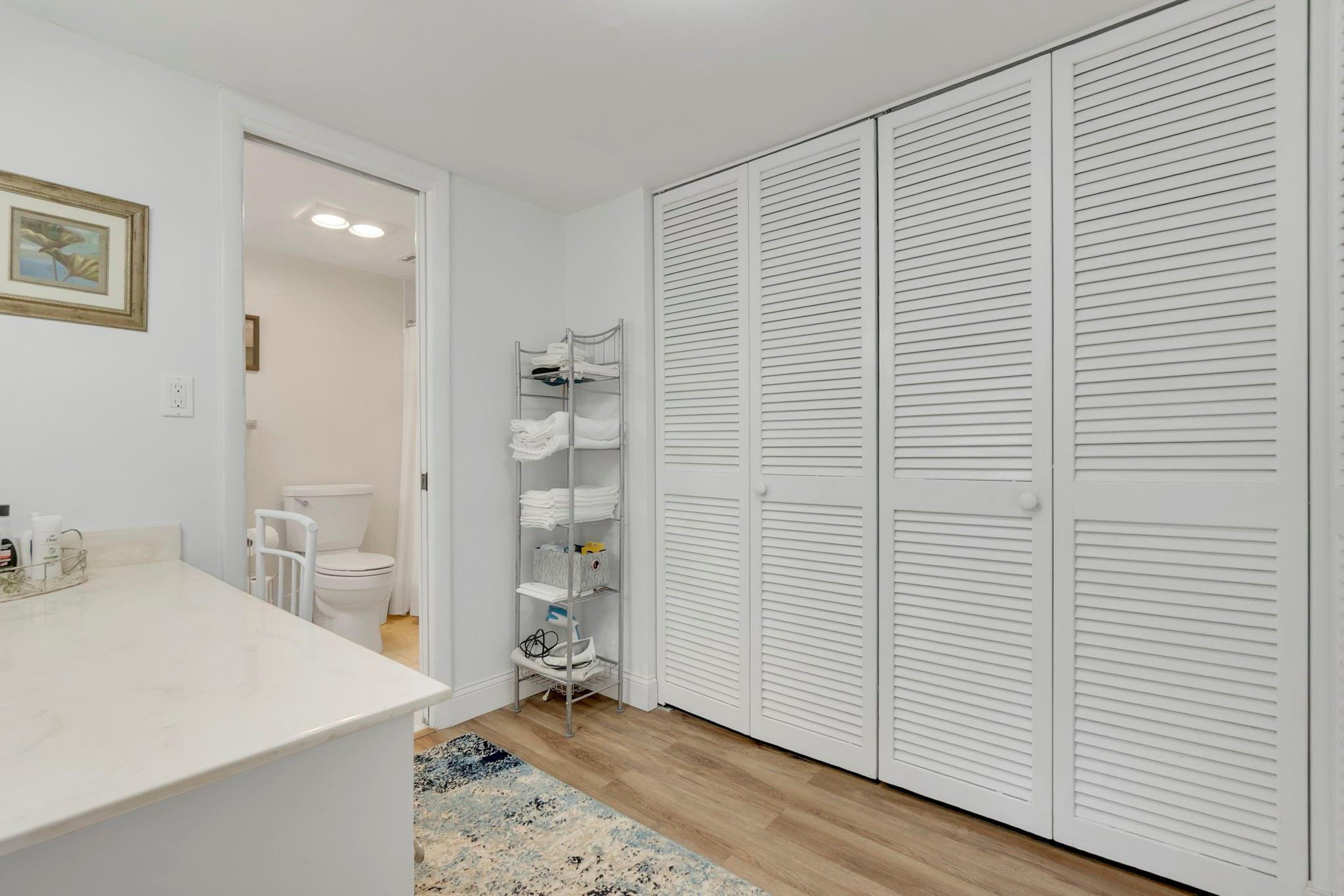 ADMIRALTY TOWERS CONDOMINIUM - Residential